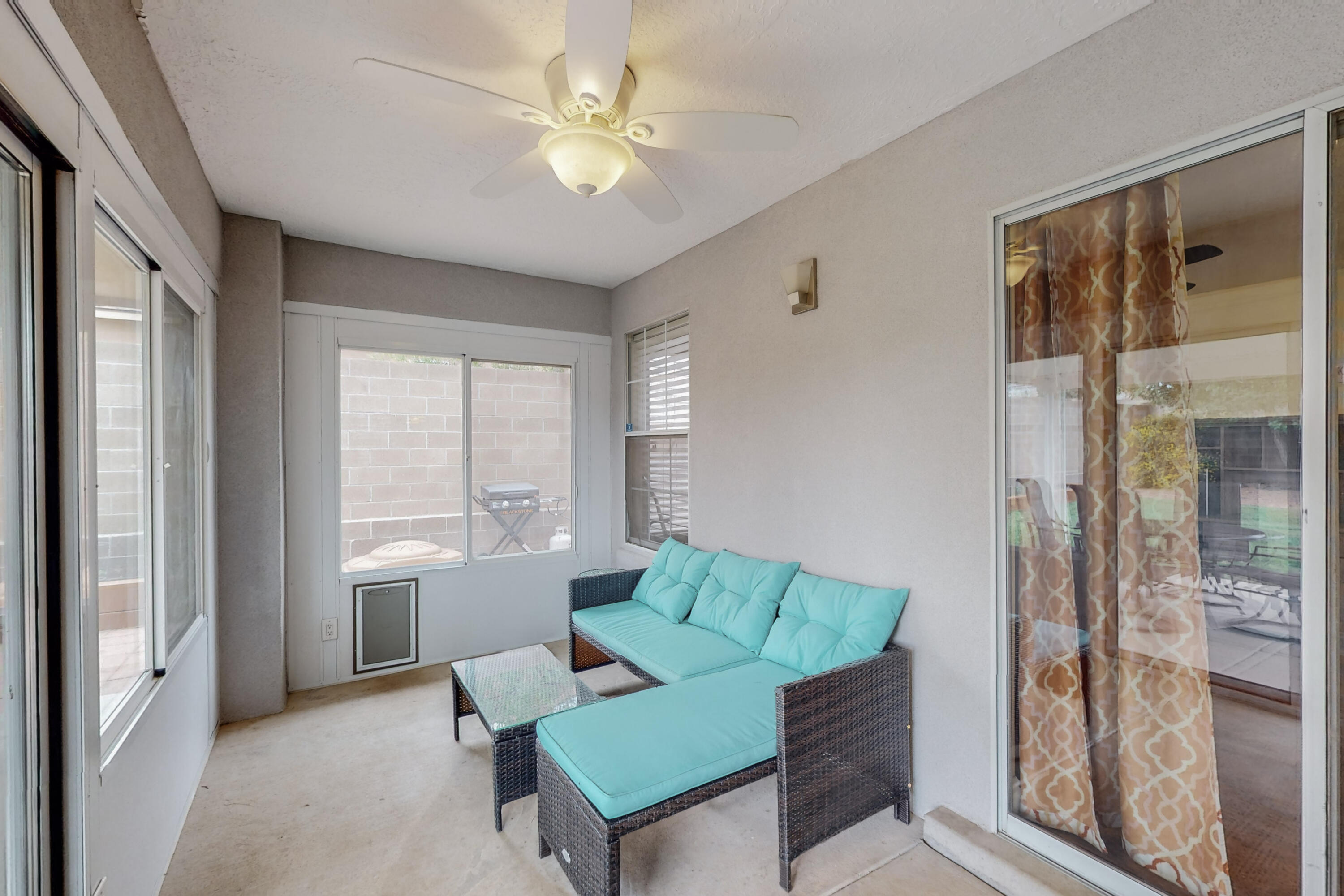 2644 Sandia Loop NE