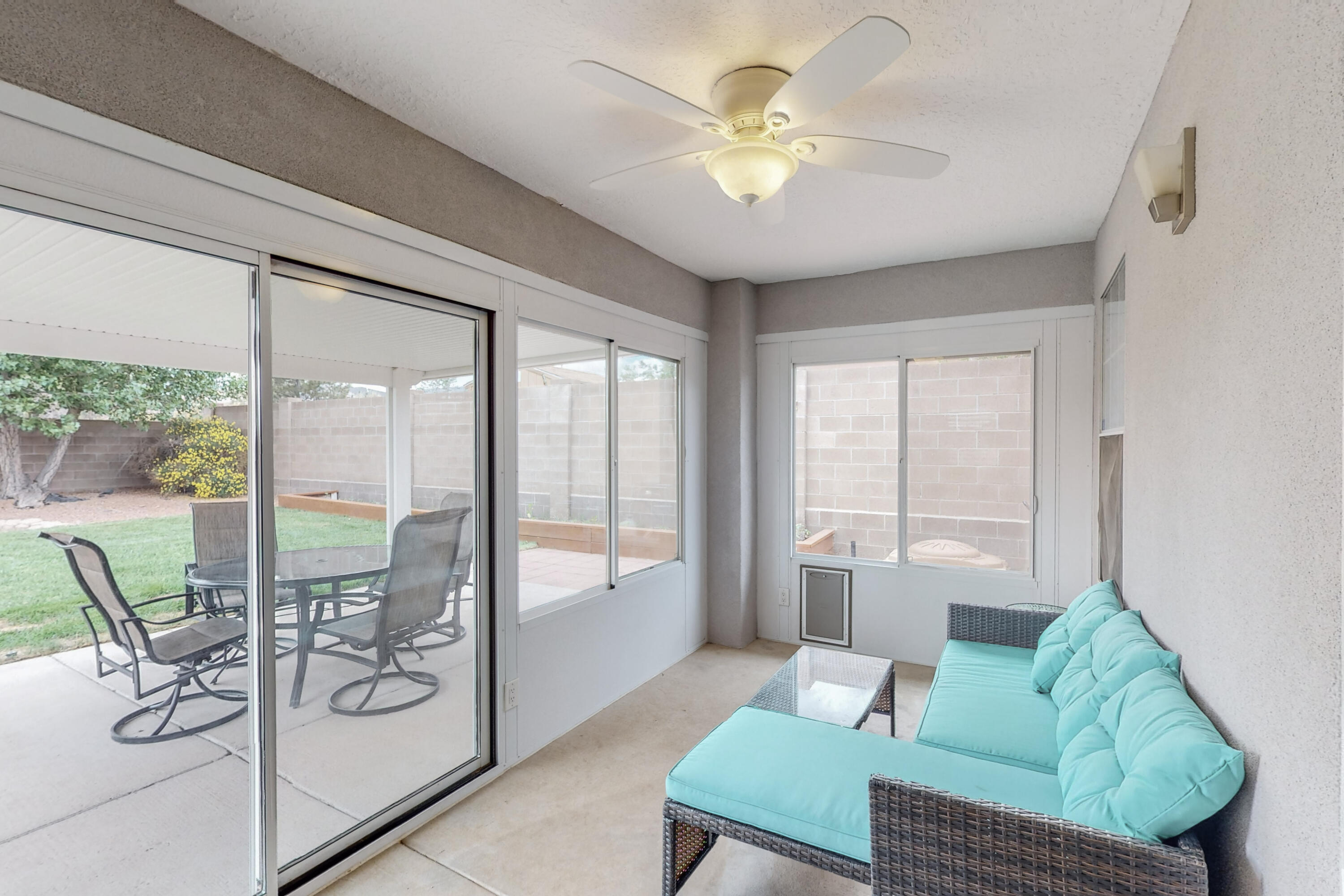 2644 Sandia Loop NE
