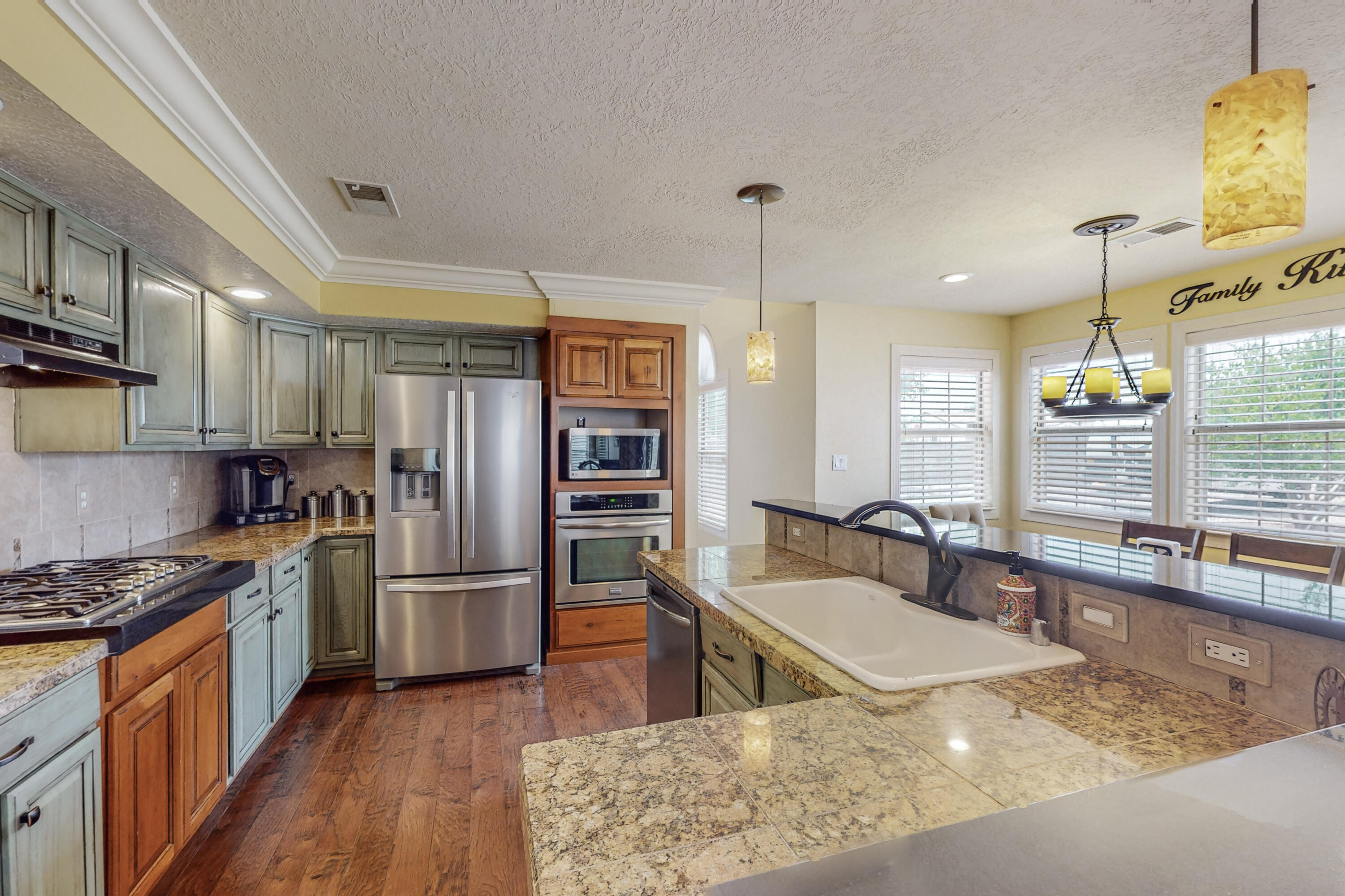 2644 Sandia Loop NE