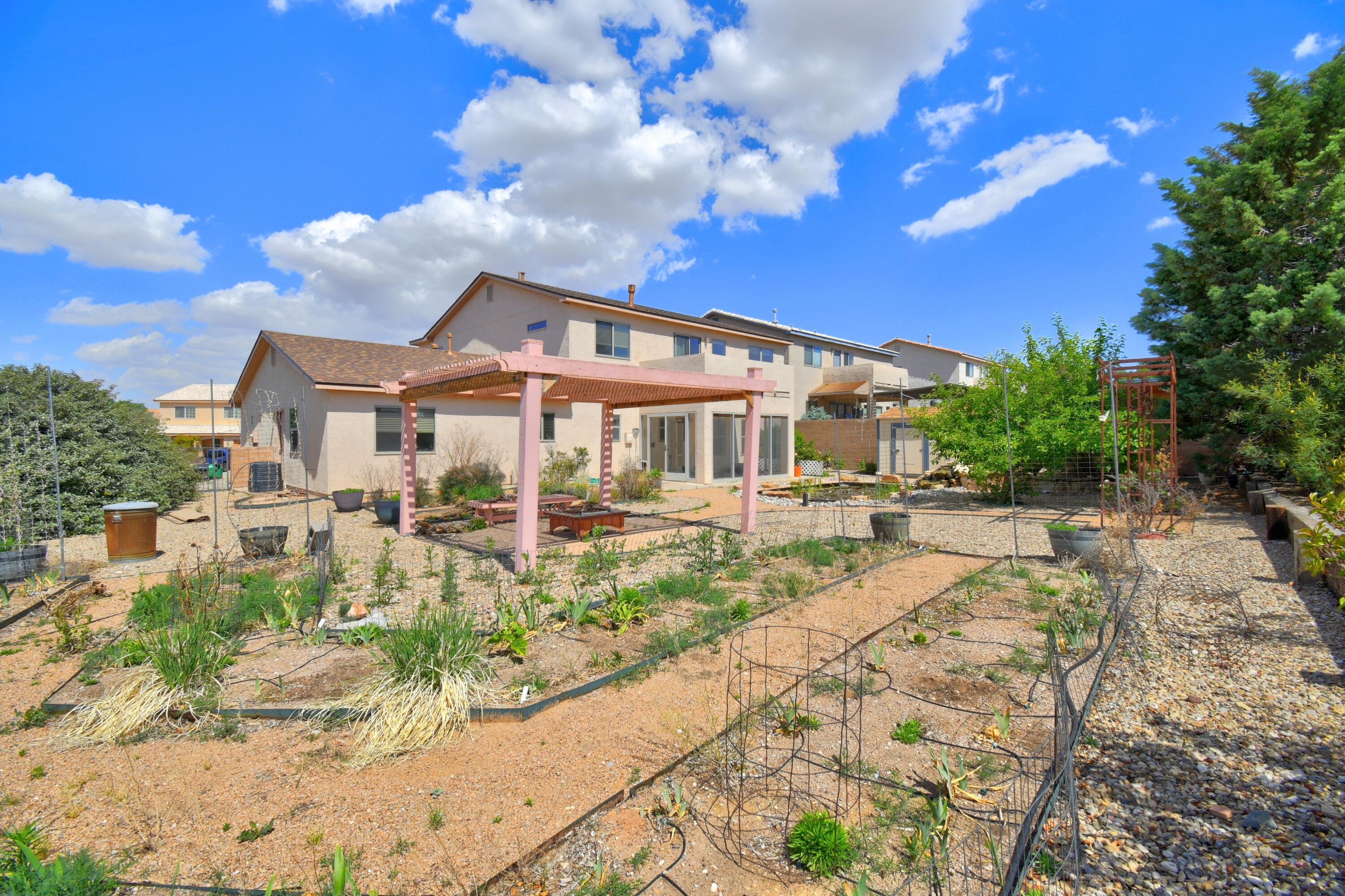 5901 Chaco Loop NE