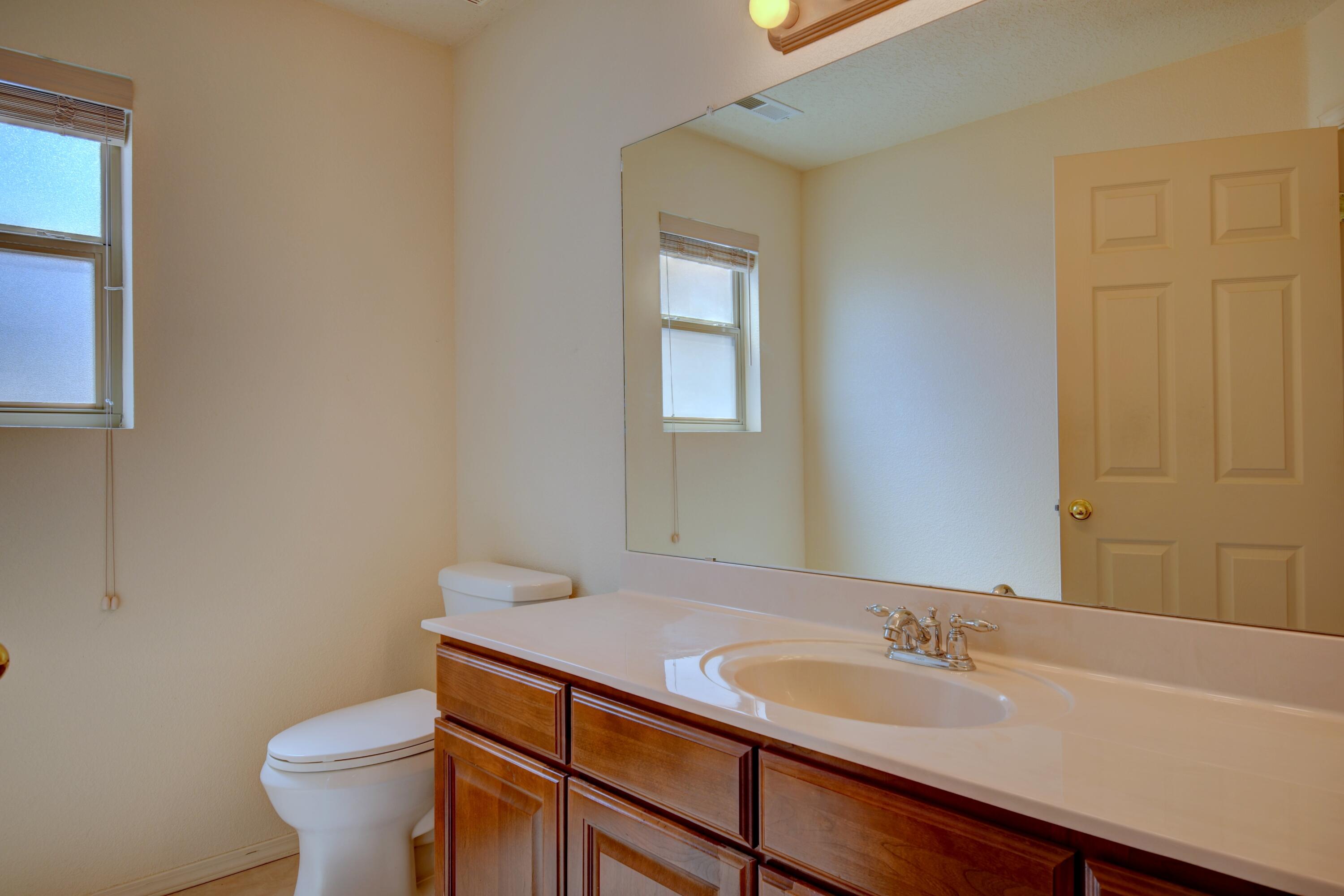 5901 Chaco Loop NE