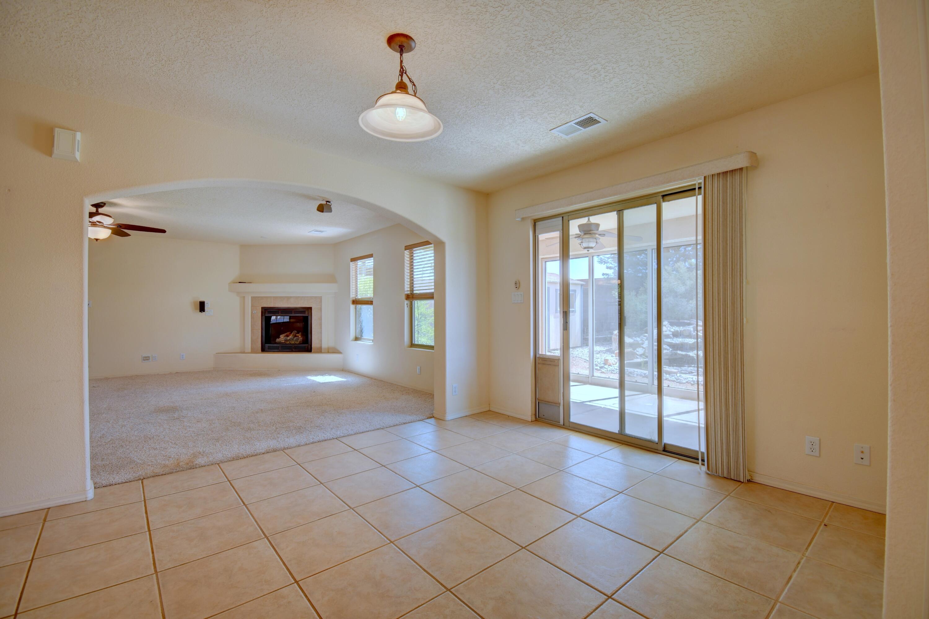 5901 Chaco Loop NE