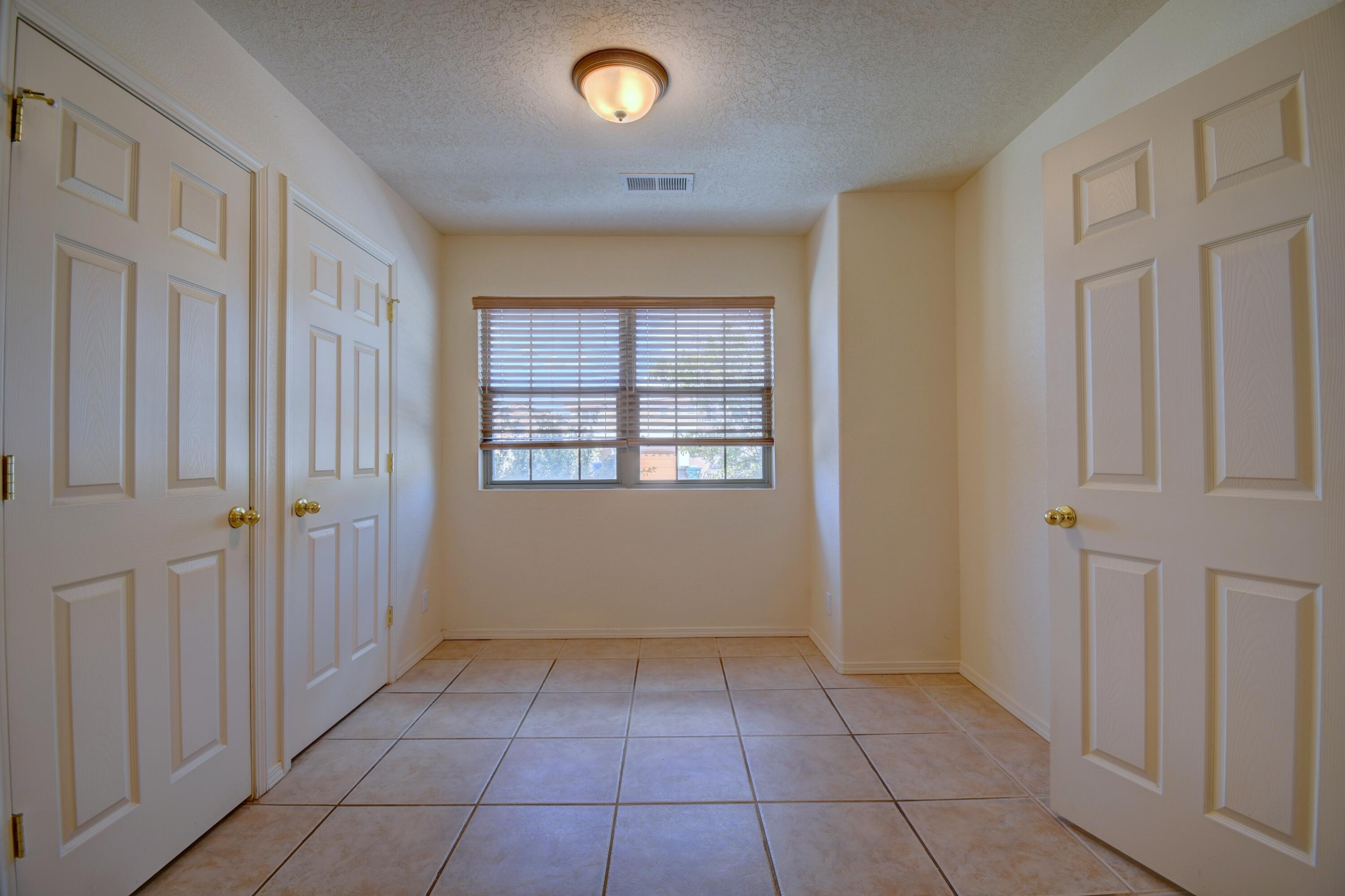 5901 Chaco Loop NE
