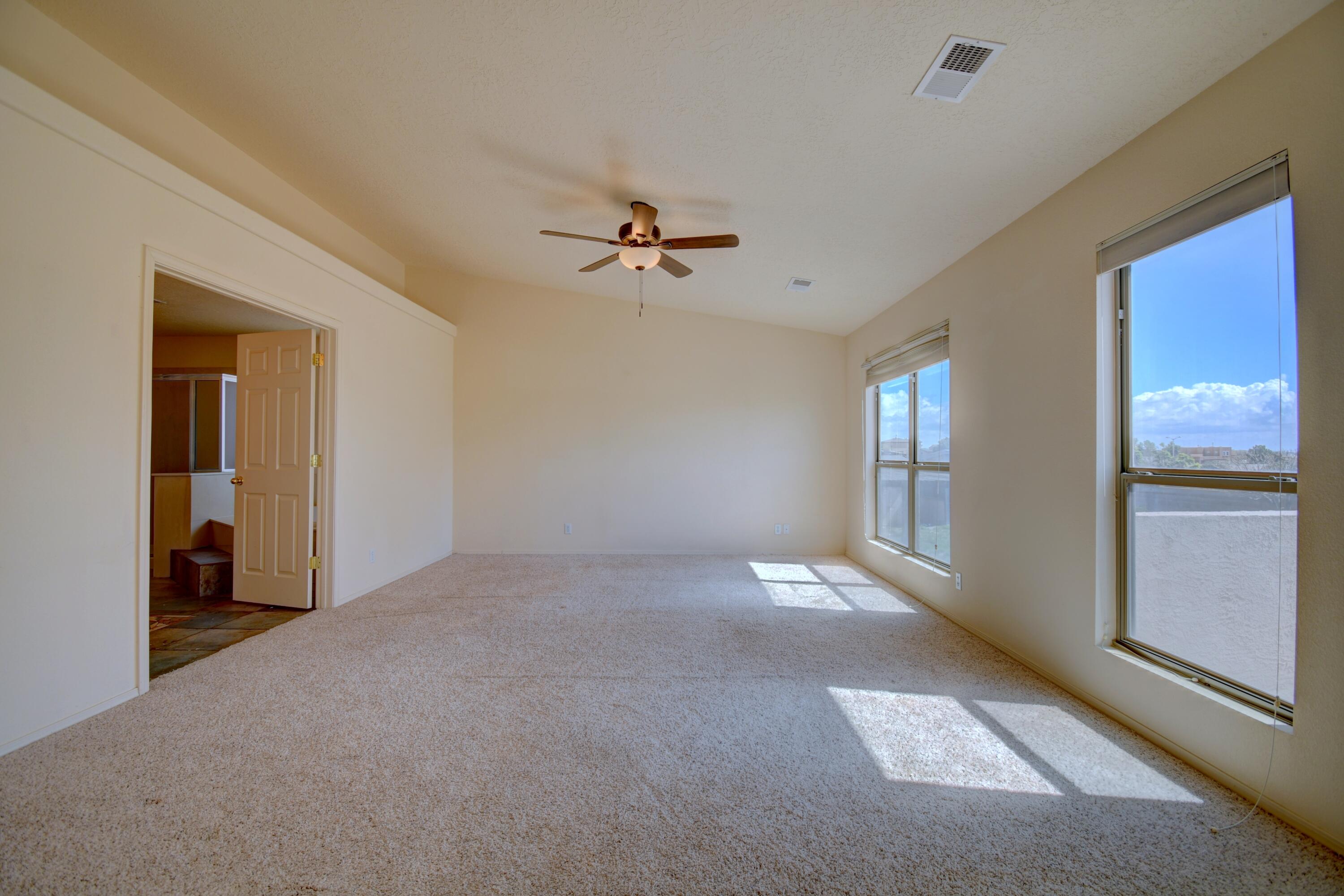 5901 Chaco Loop NE