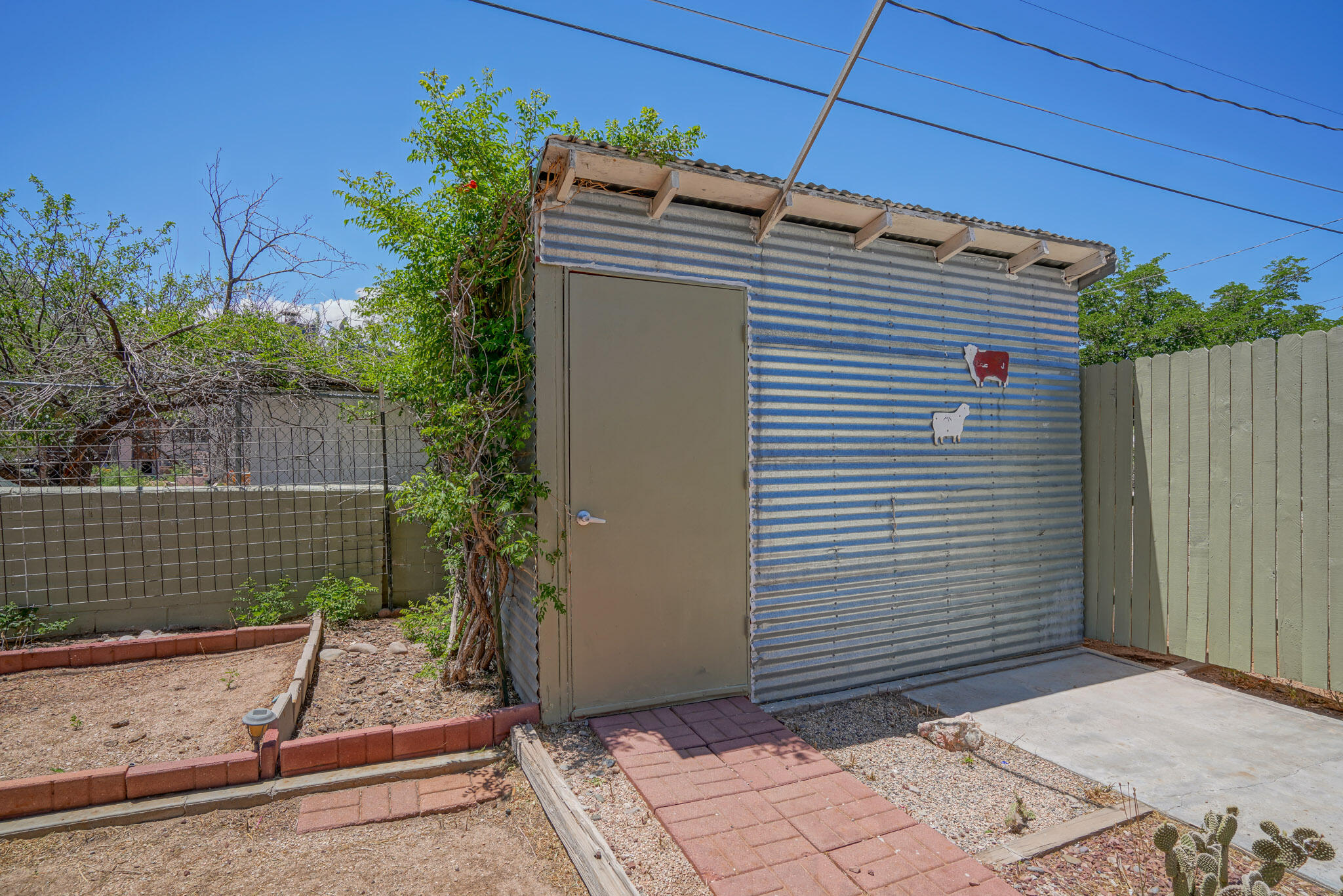 717 Alvarado Drive SE