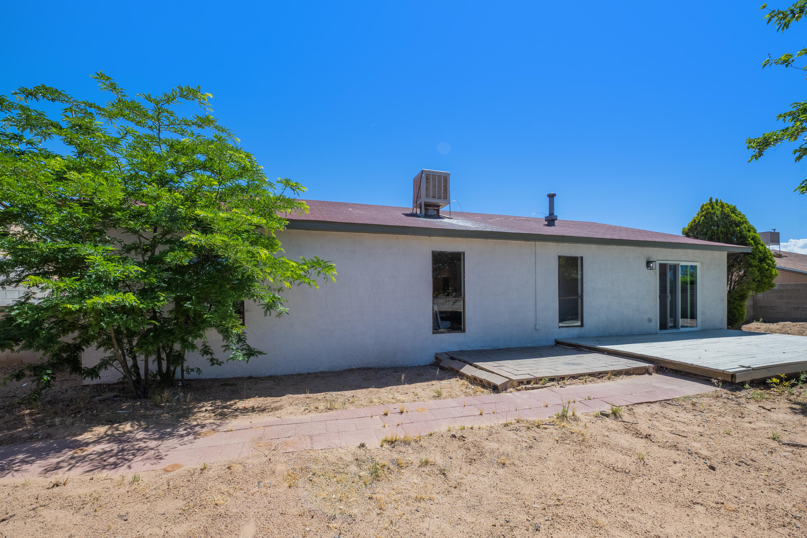 837 Stagecoach Road SE