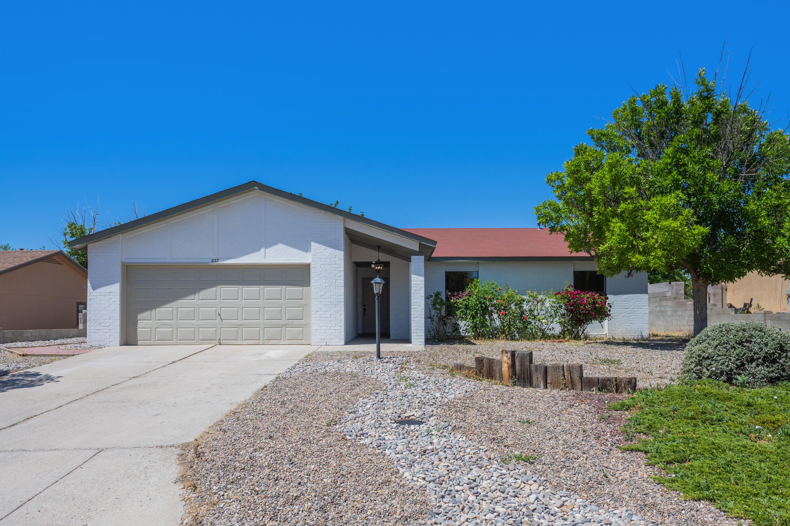 837 Stagecoach Road SE
