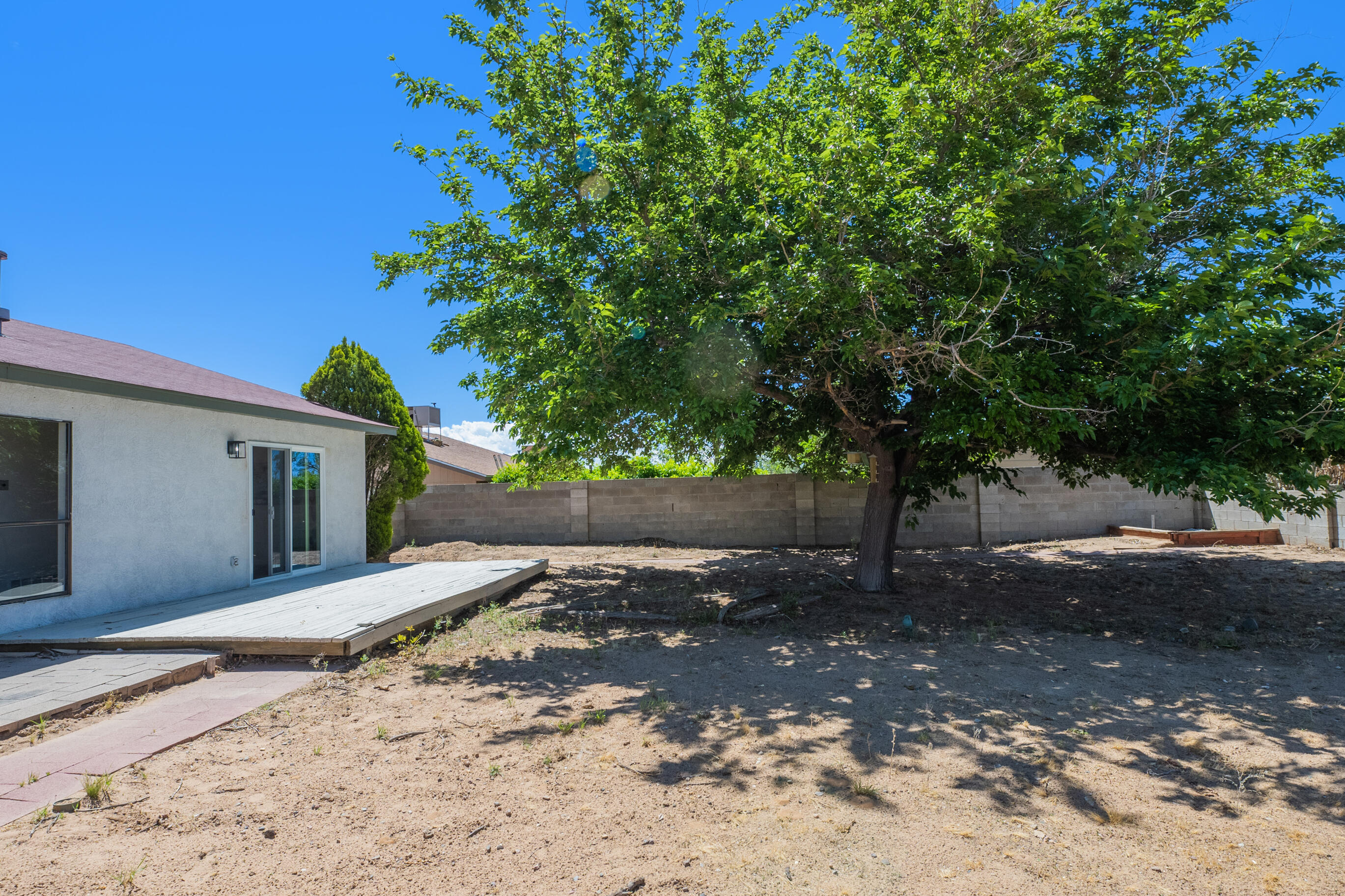 837 Stagecoach Road SE