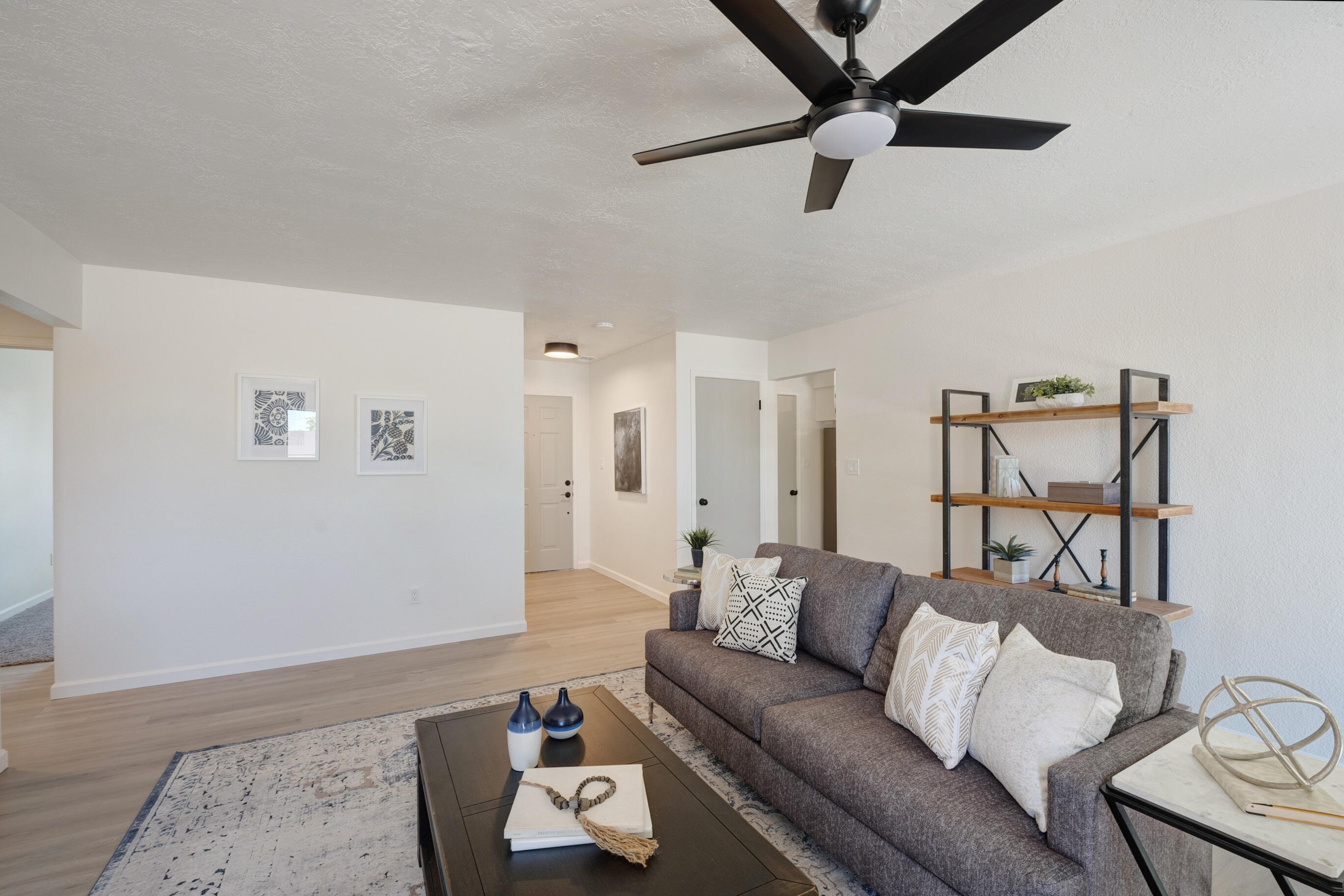 837 Stagecoach Road SE