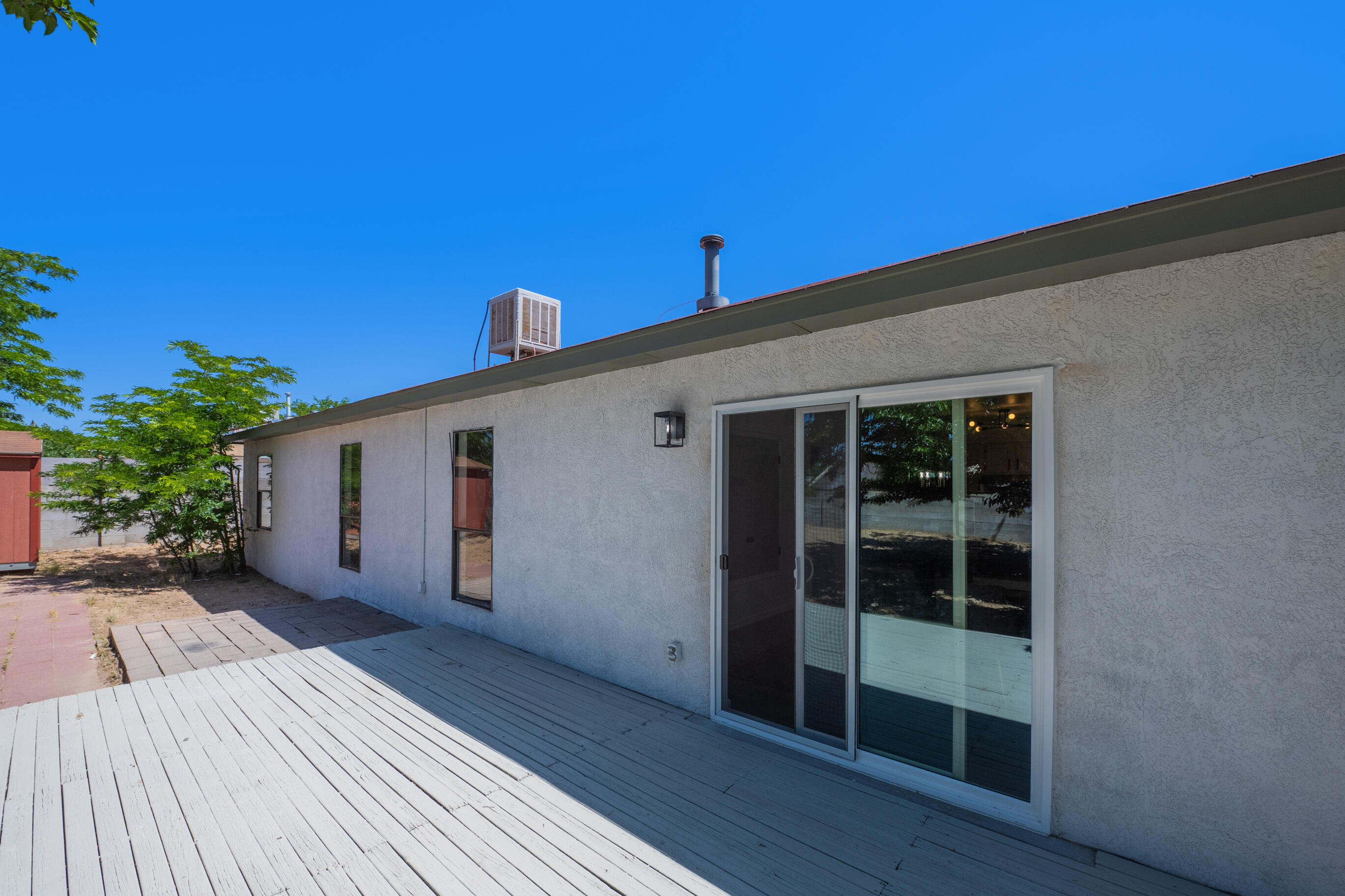 837 Stagecoach Road SE