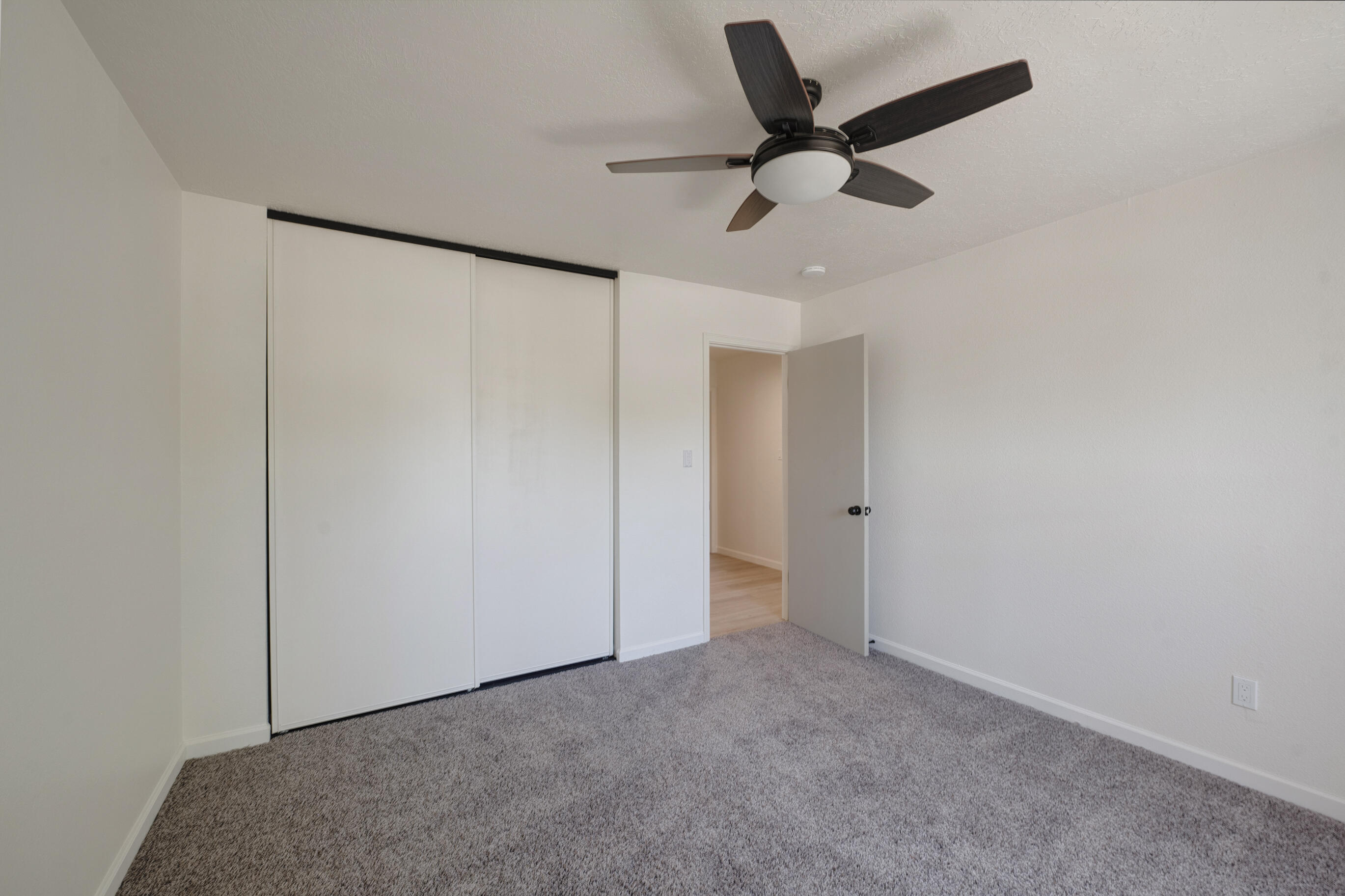 837 Stagecoach Road SE