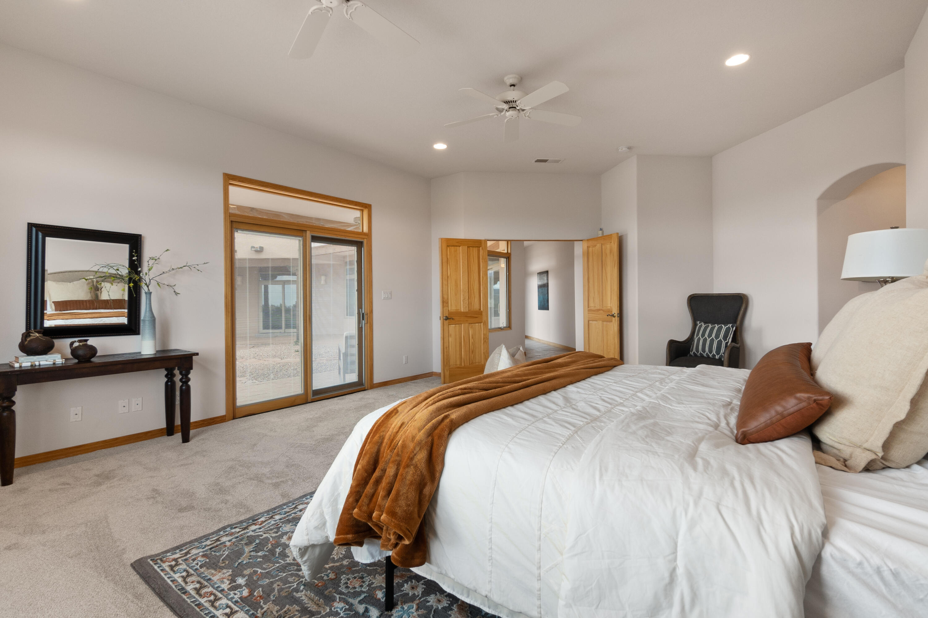 3 La Canada Place