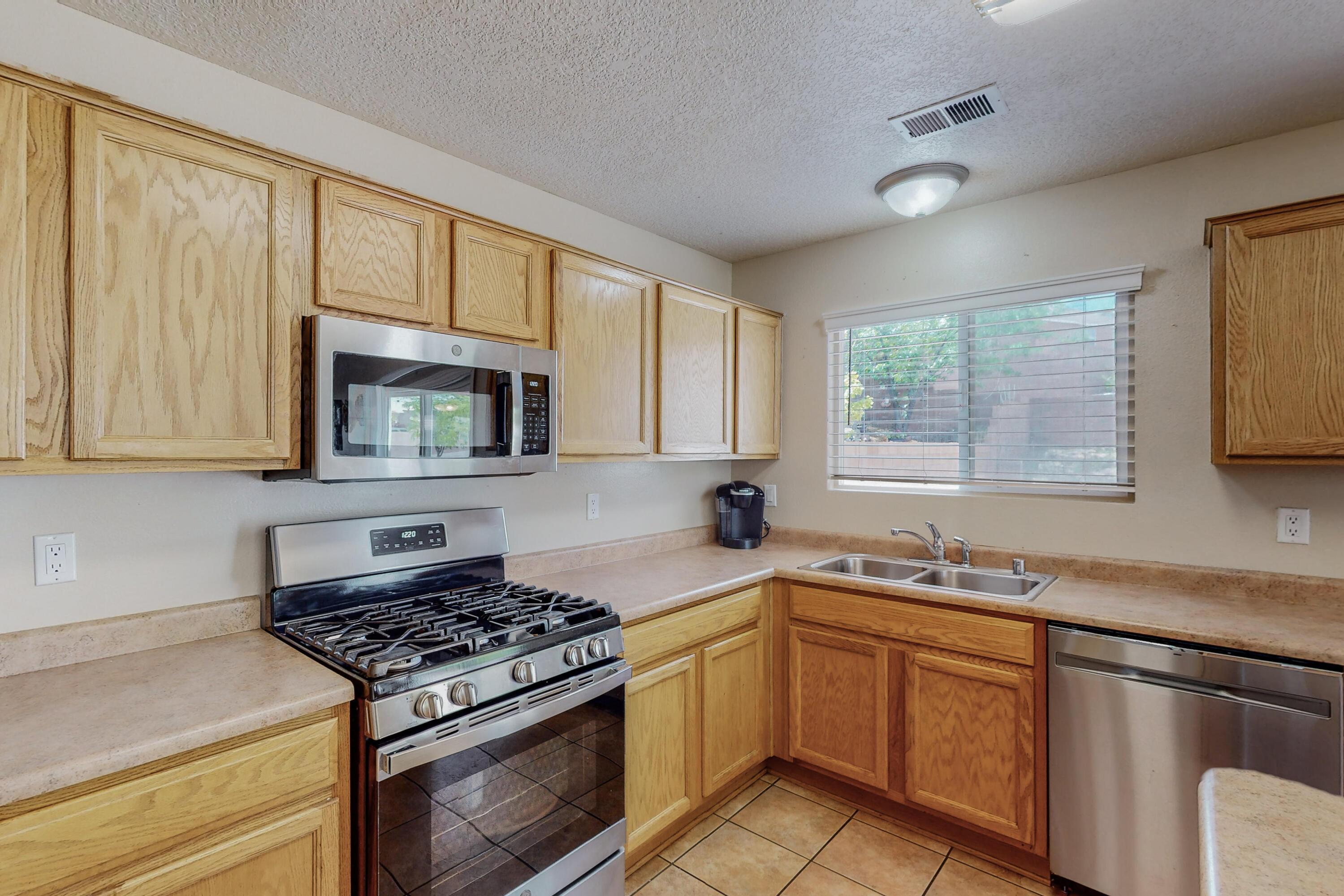 1601 San Pedro Road NE