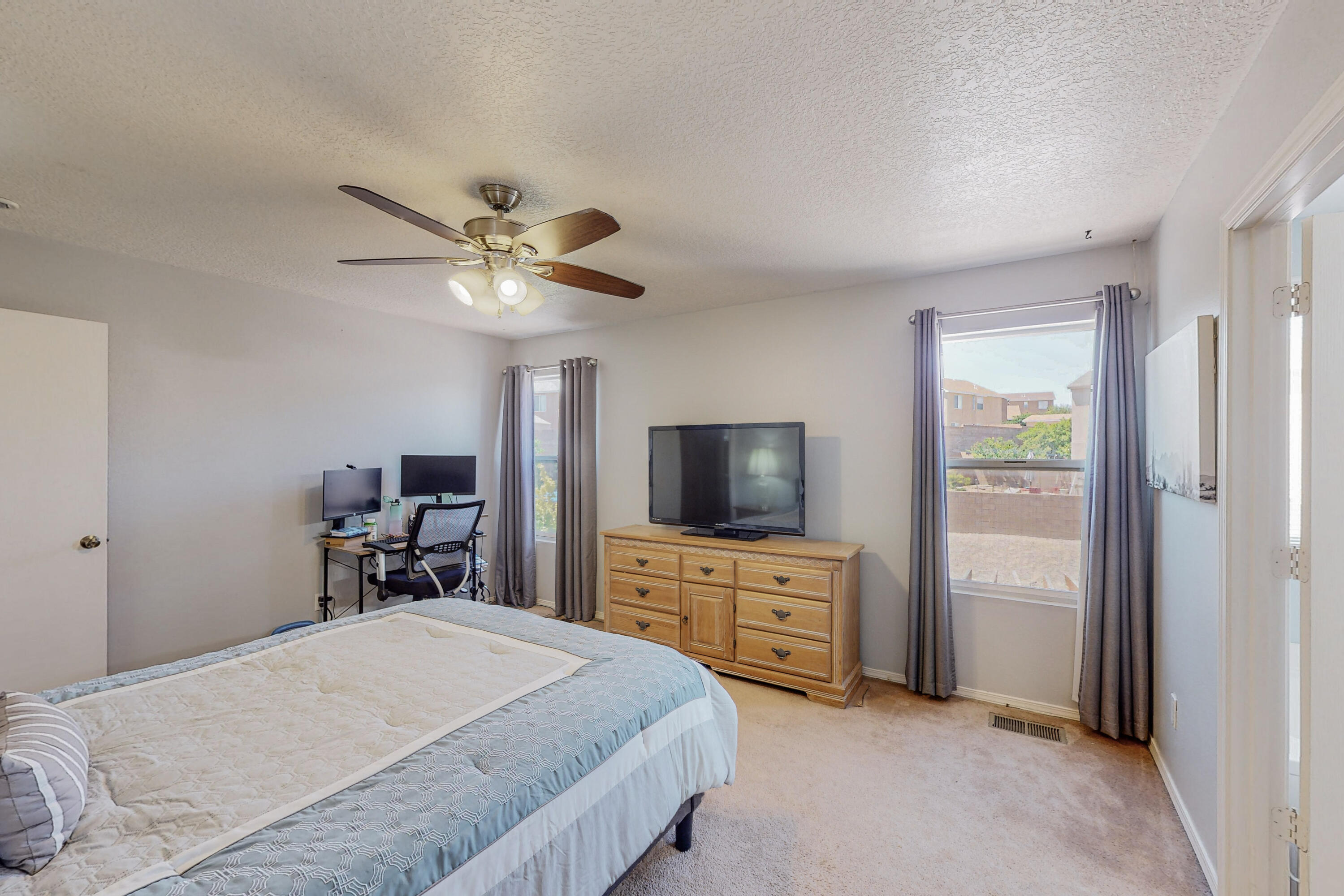 1601 San Pedro Road NE
