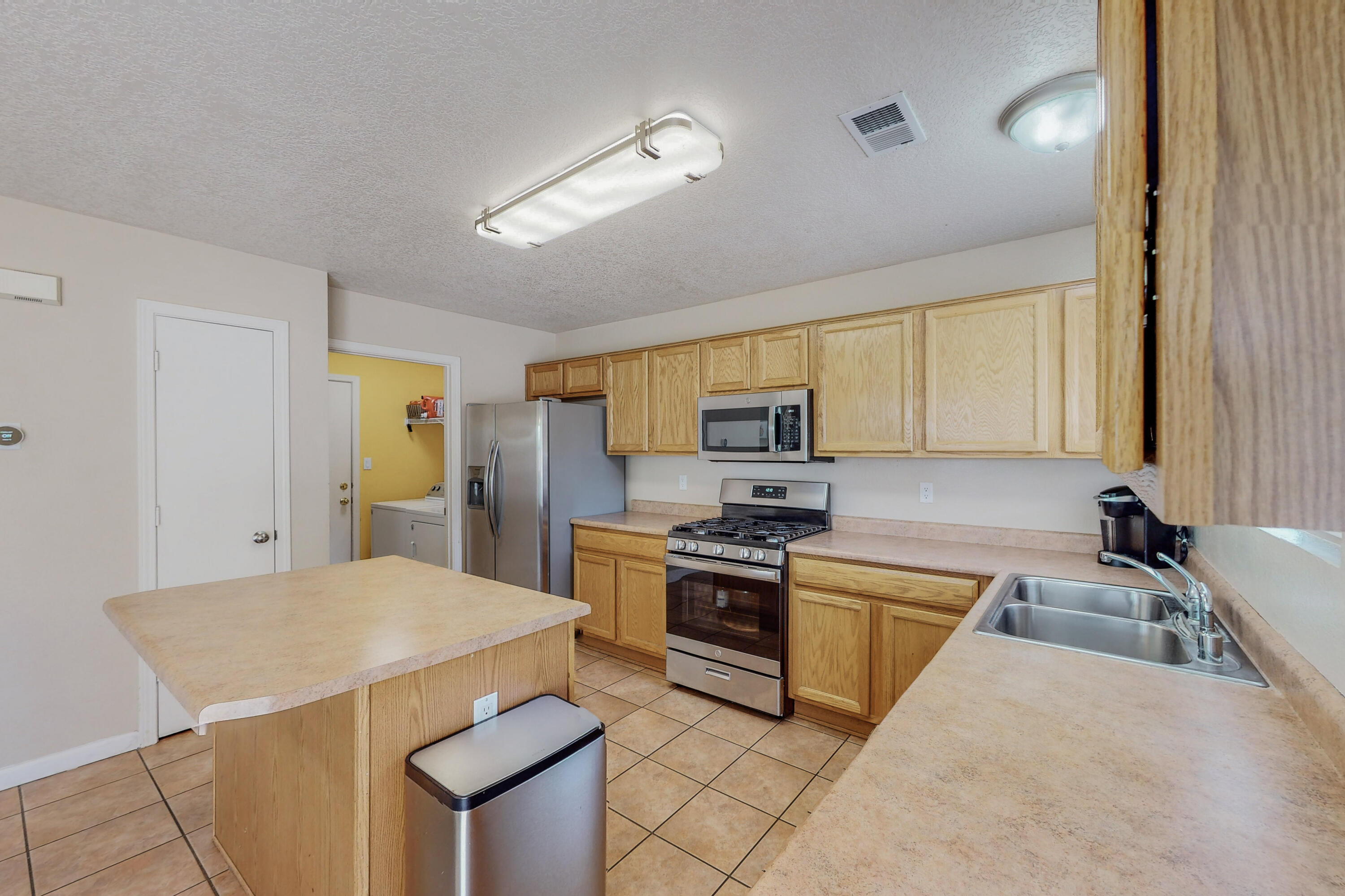 1601 San Pedro Road NE