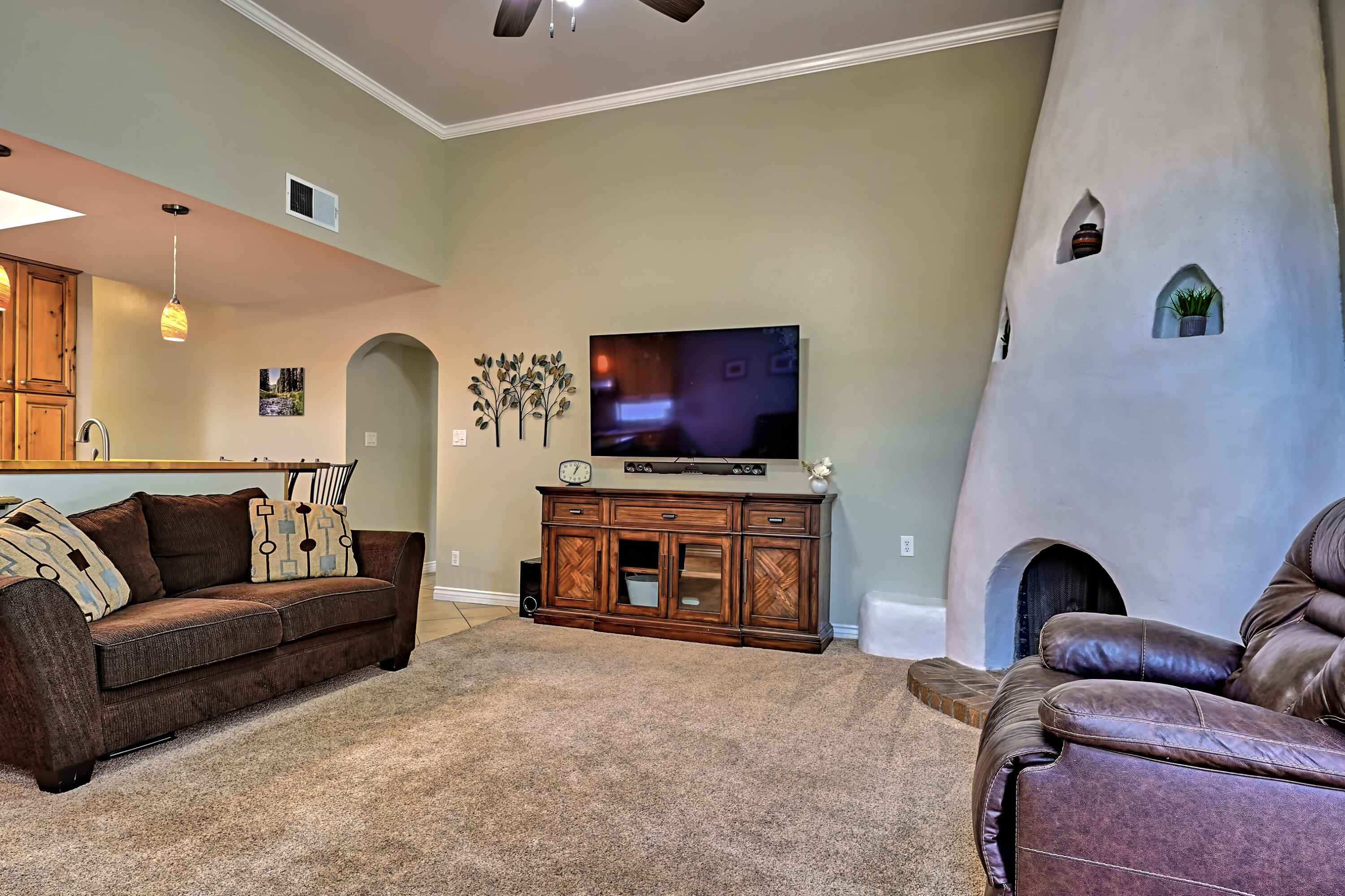 5738 Vista Bonita Street NE