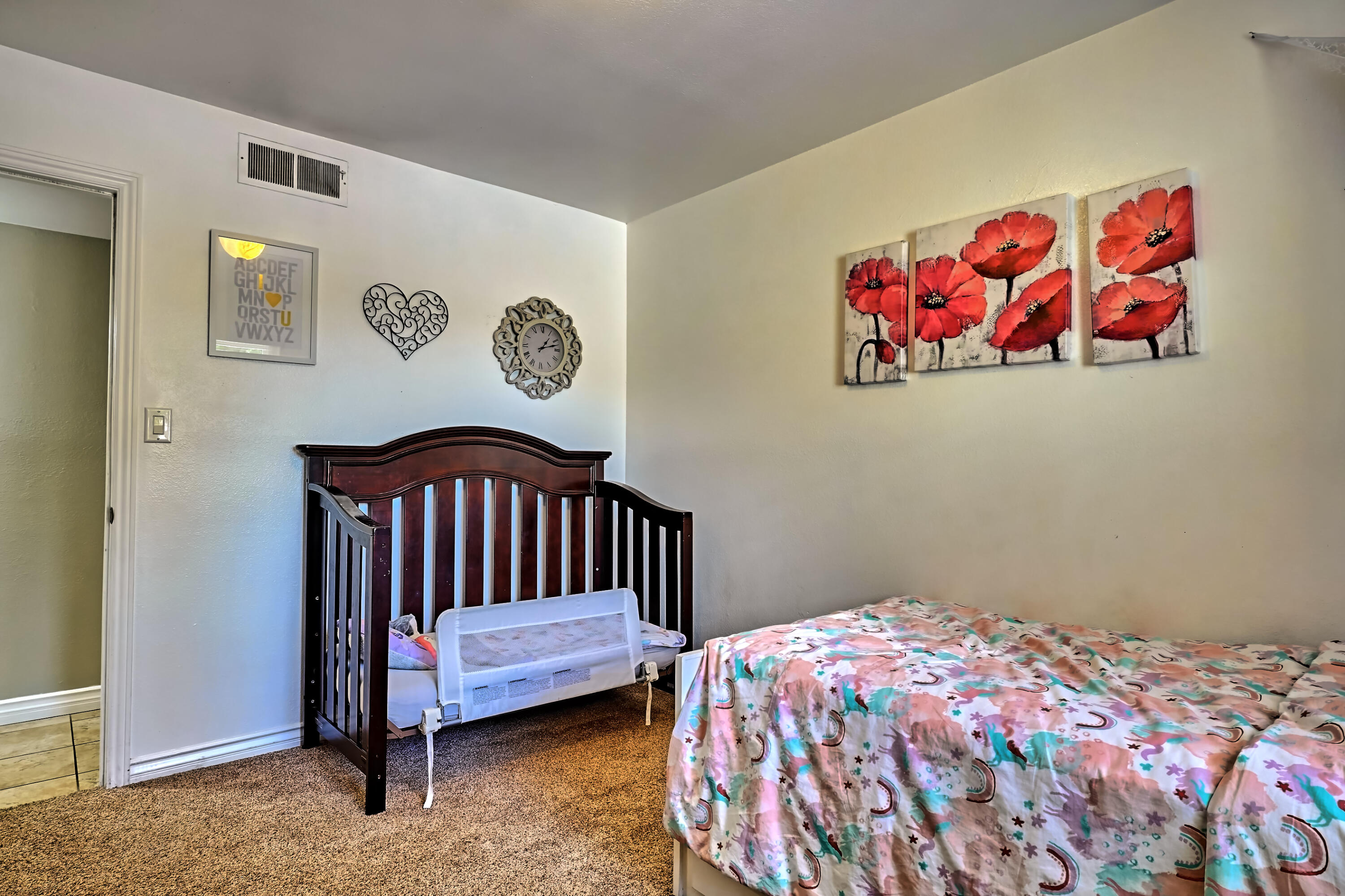 5738 Vista Bonita Street NE