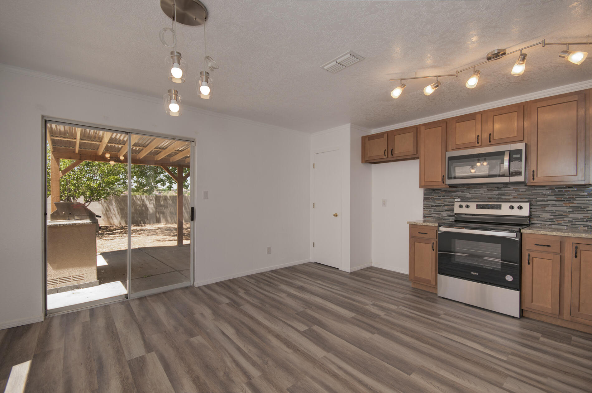 10743 Del Sol Park Drive NW