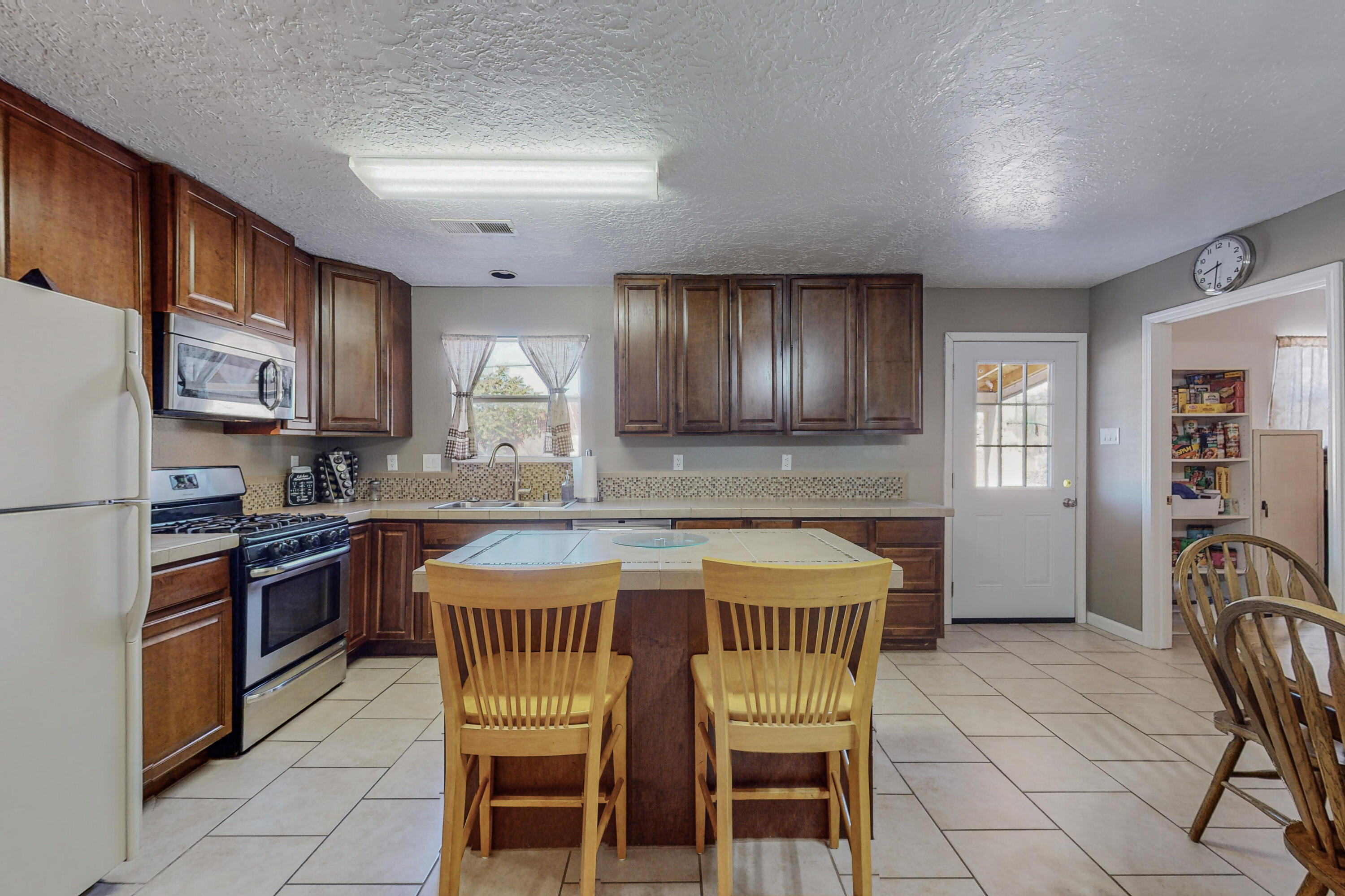10305 Paseo Del Norte NW