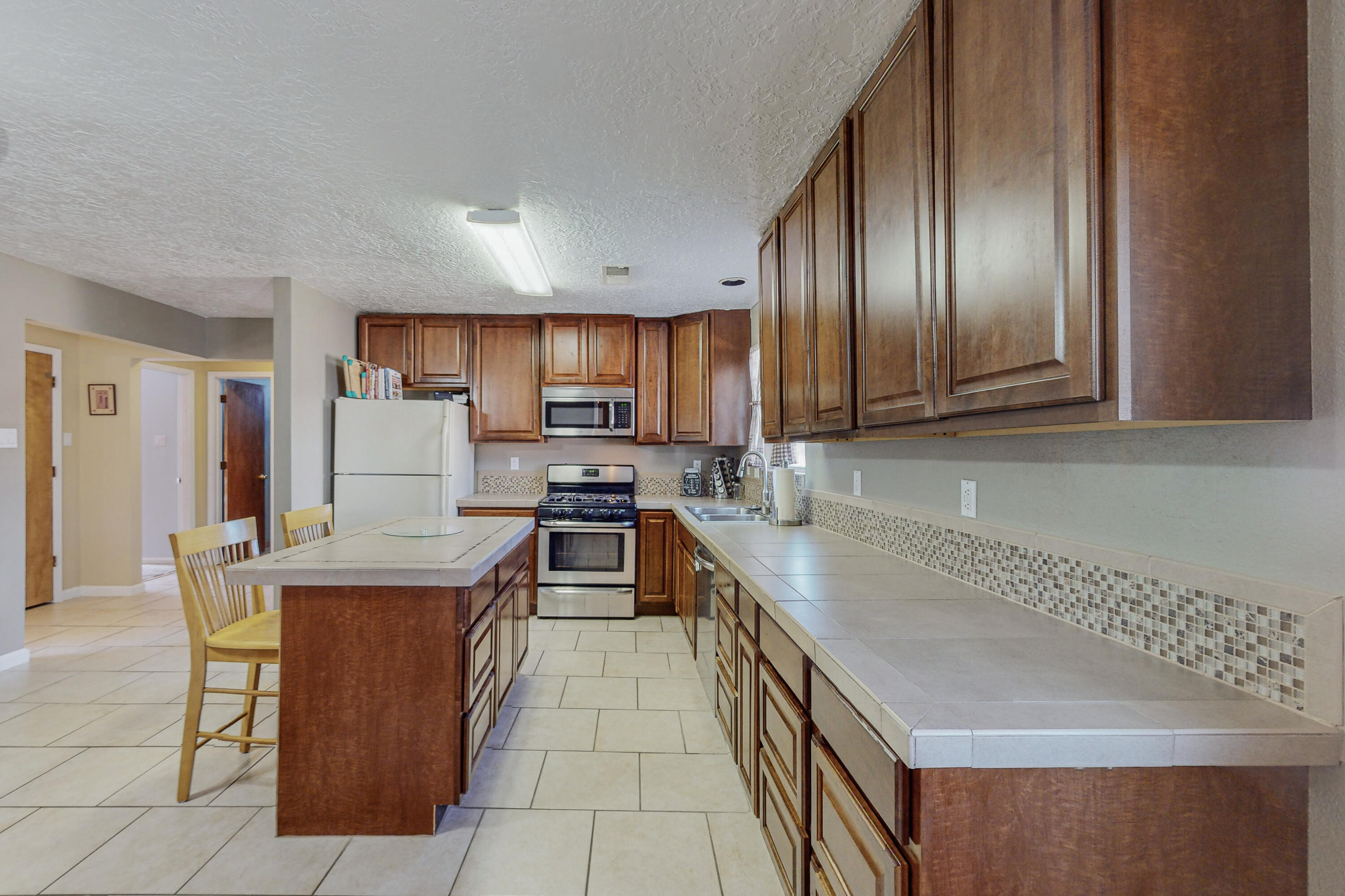 10305 Paseo Del Norte NW
