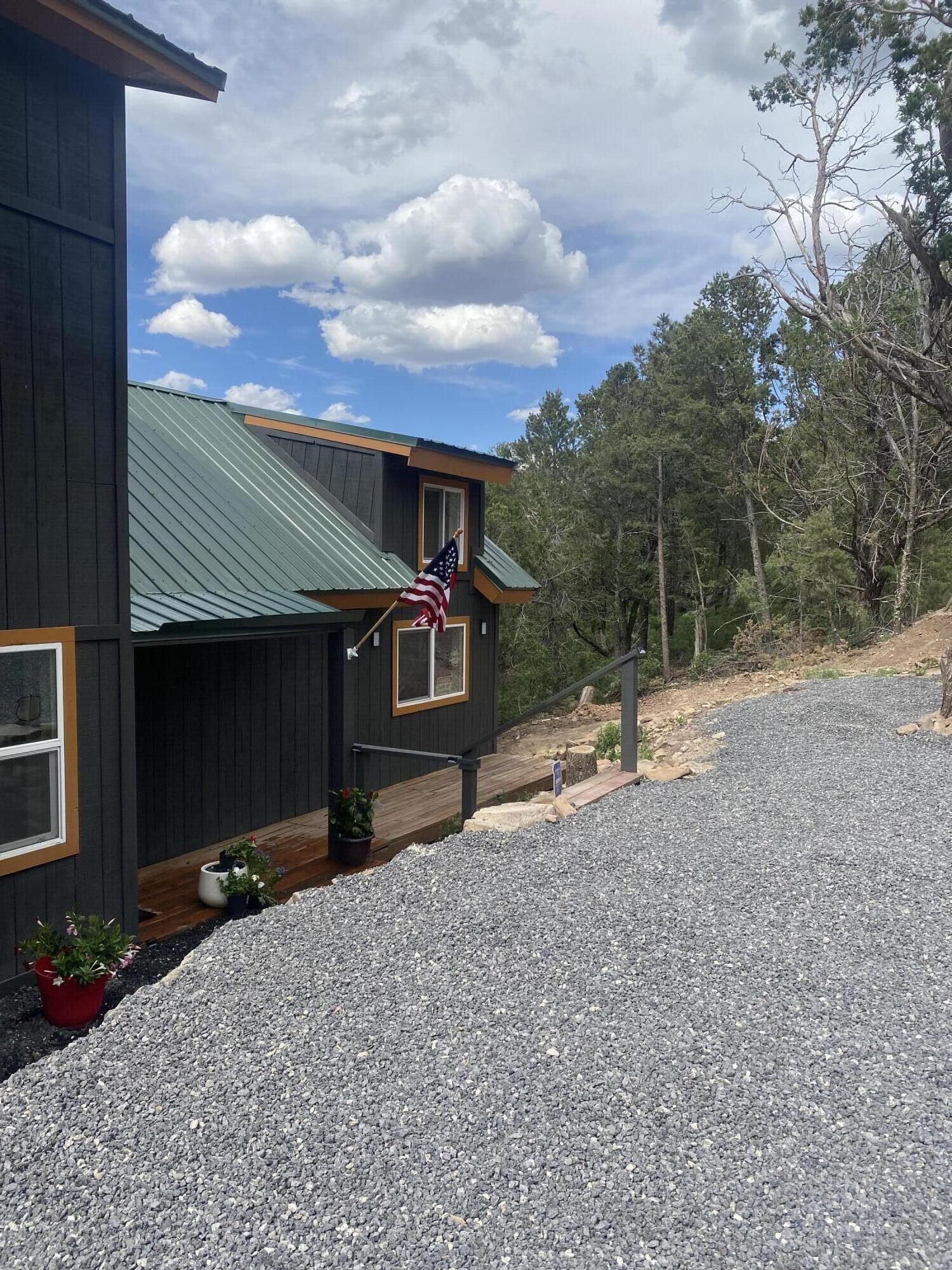 8 Mulberry Loop