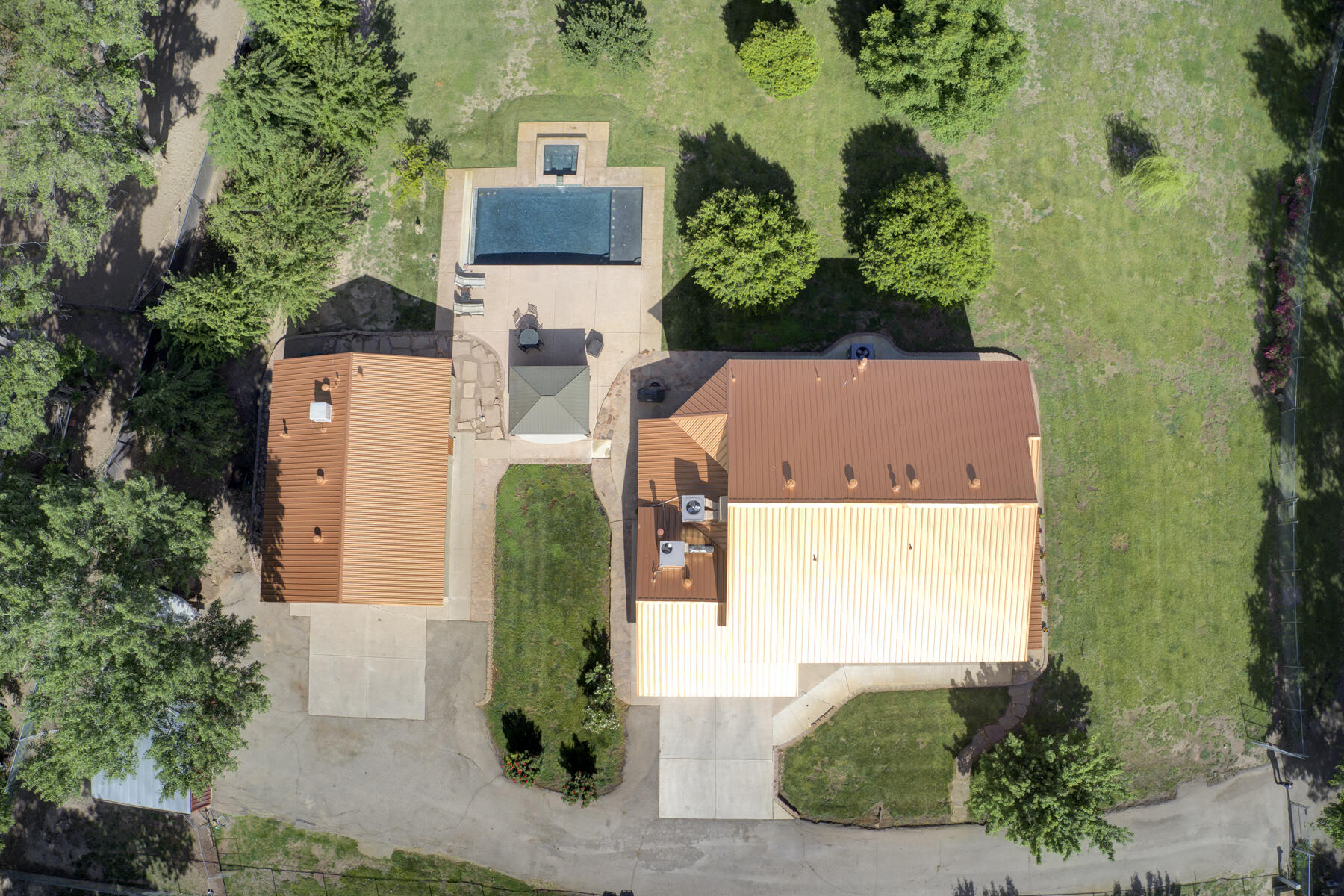 2220 Don Andres Road SW