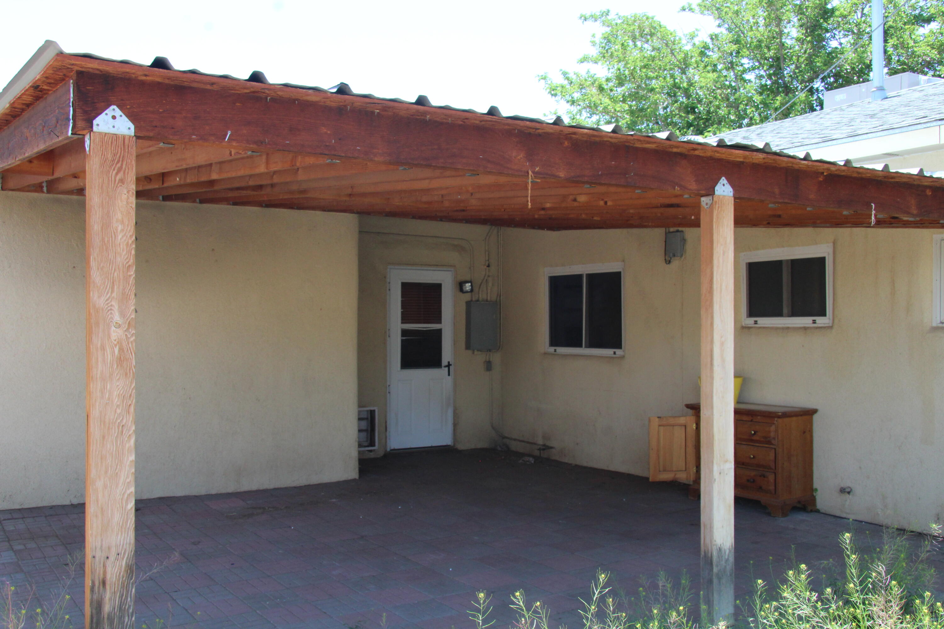 8109 Princess Jeanne Avenue NE