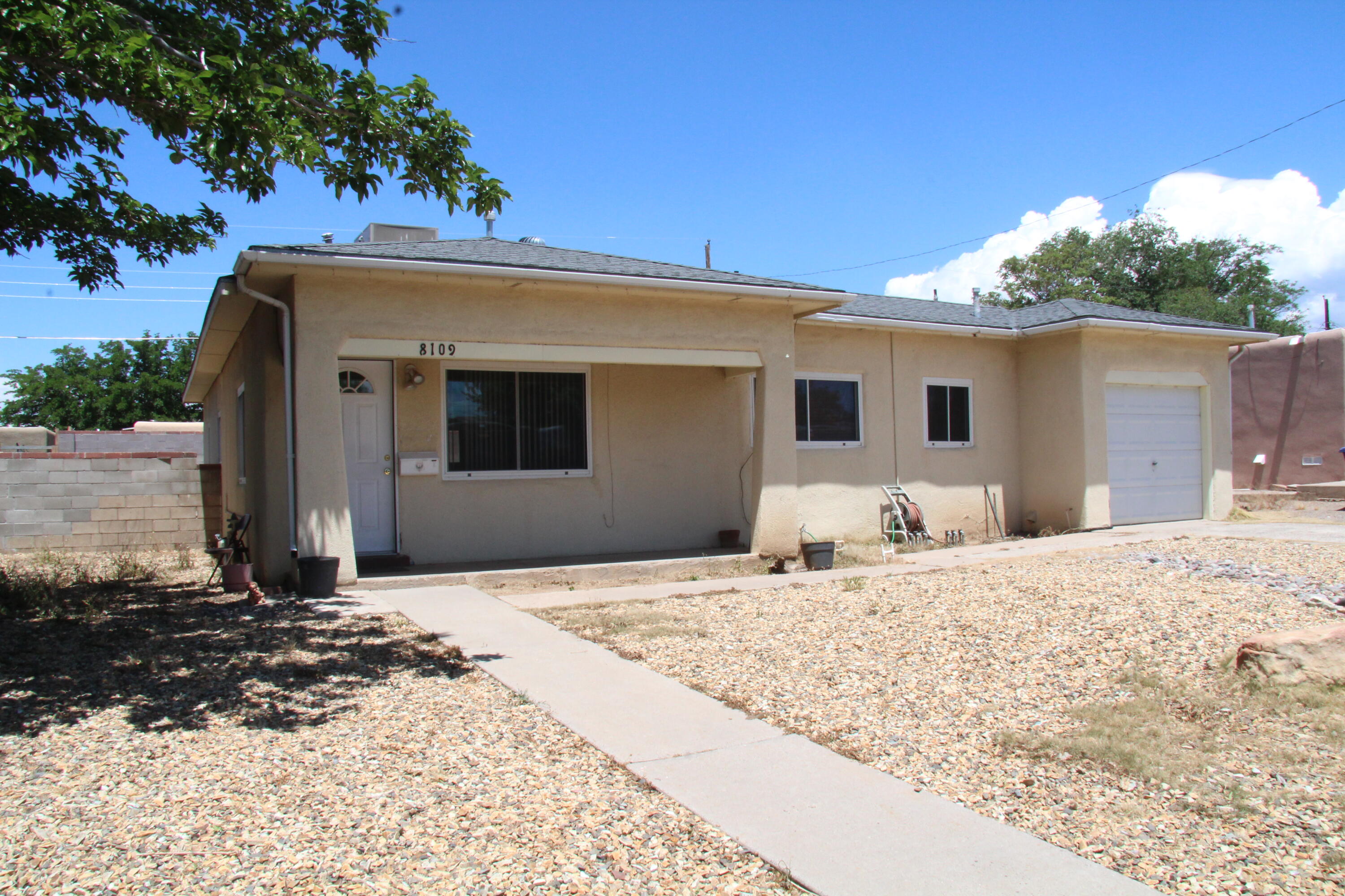 8109 Princess Jeanne Avenue NE