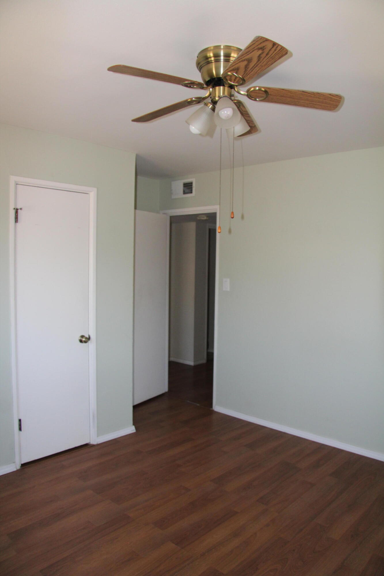8109 Princess Jeanne Avenue NE