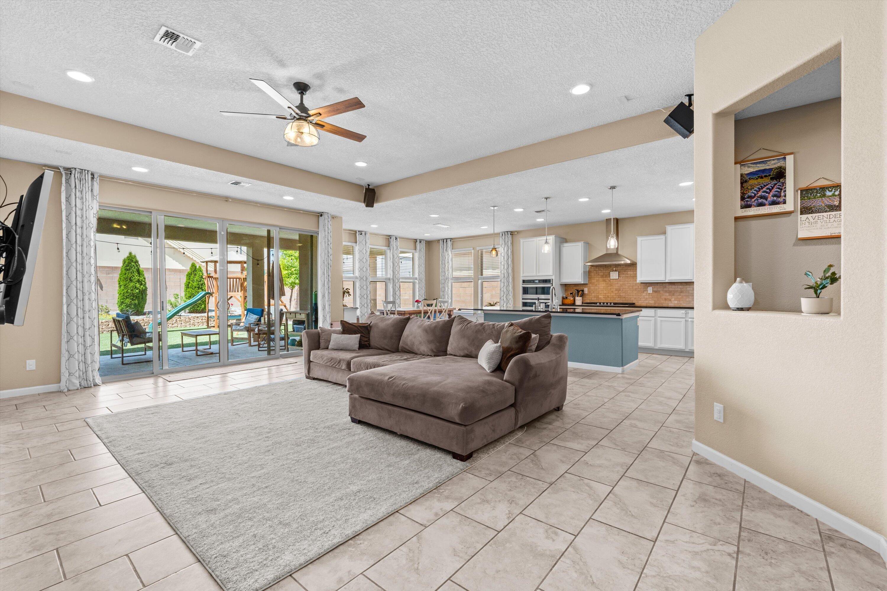 3104 Walsh Loop SE