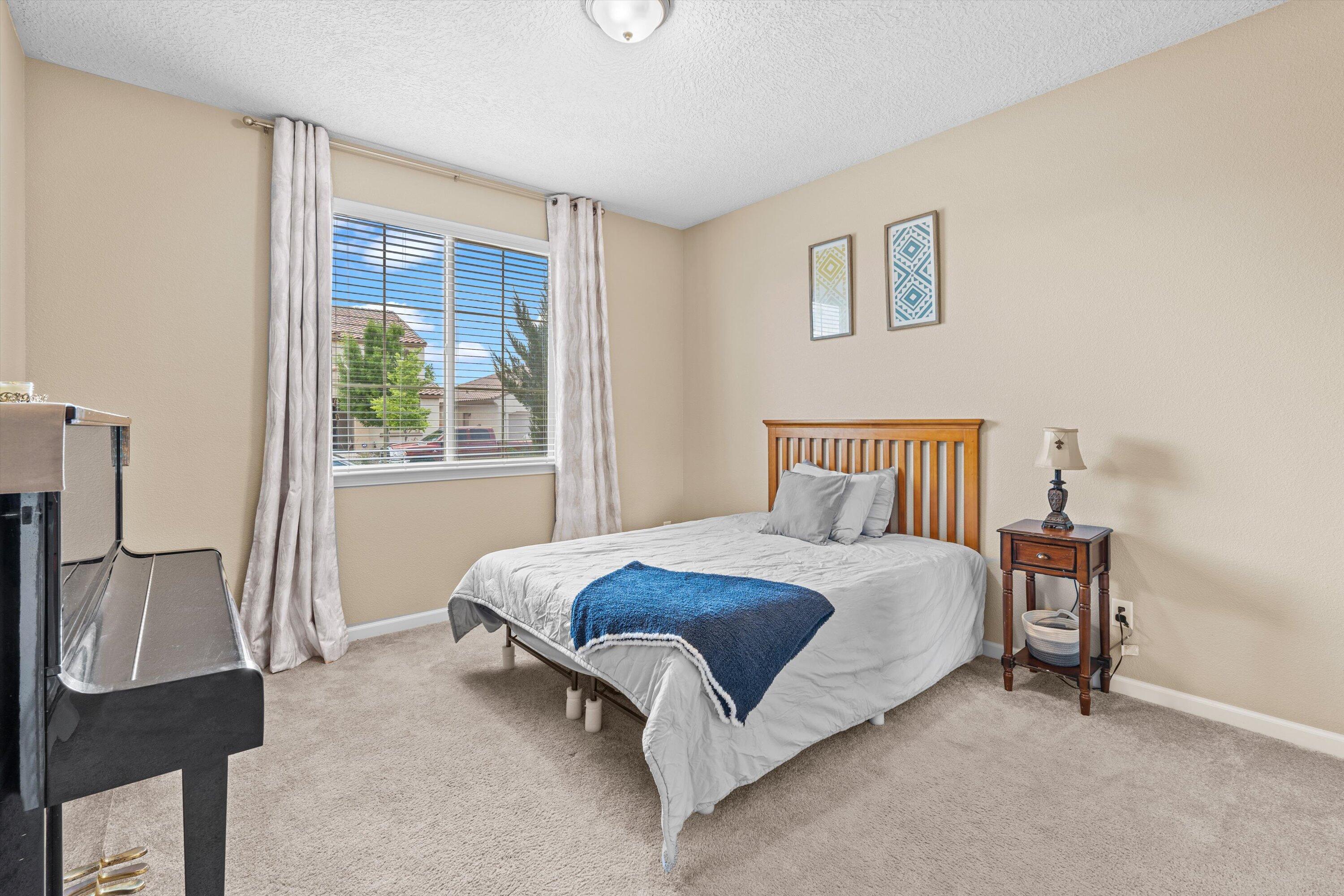 3104 Walsh Loop SE