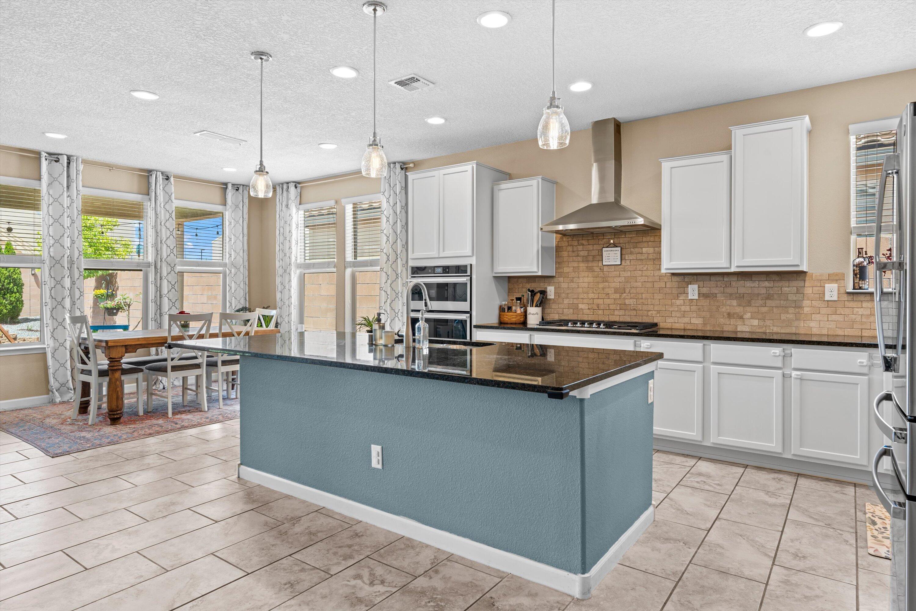 3104 Walsh Loop SE