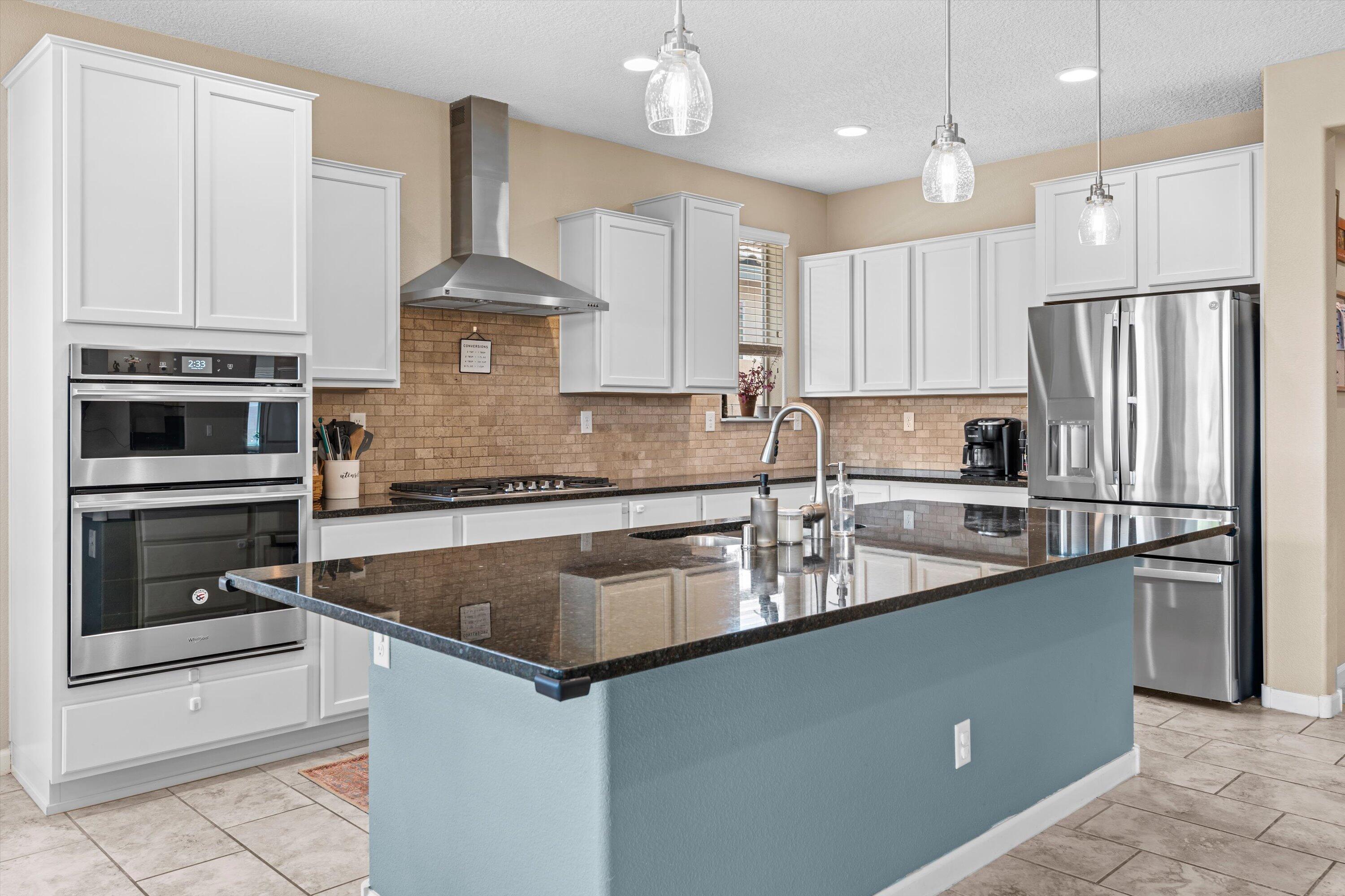 3104 Walsh Loop SE