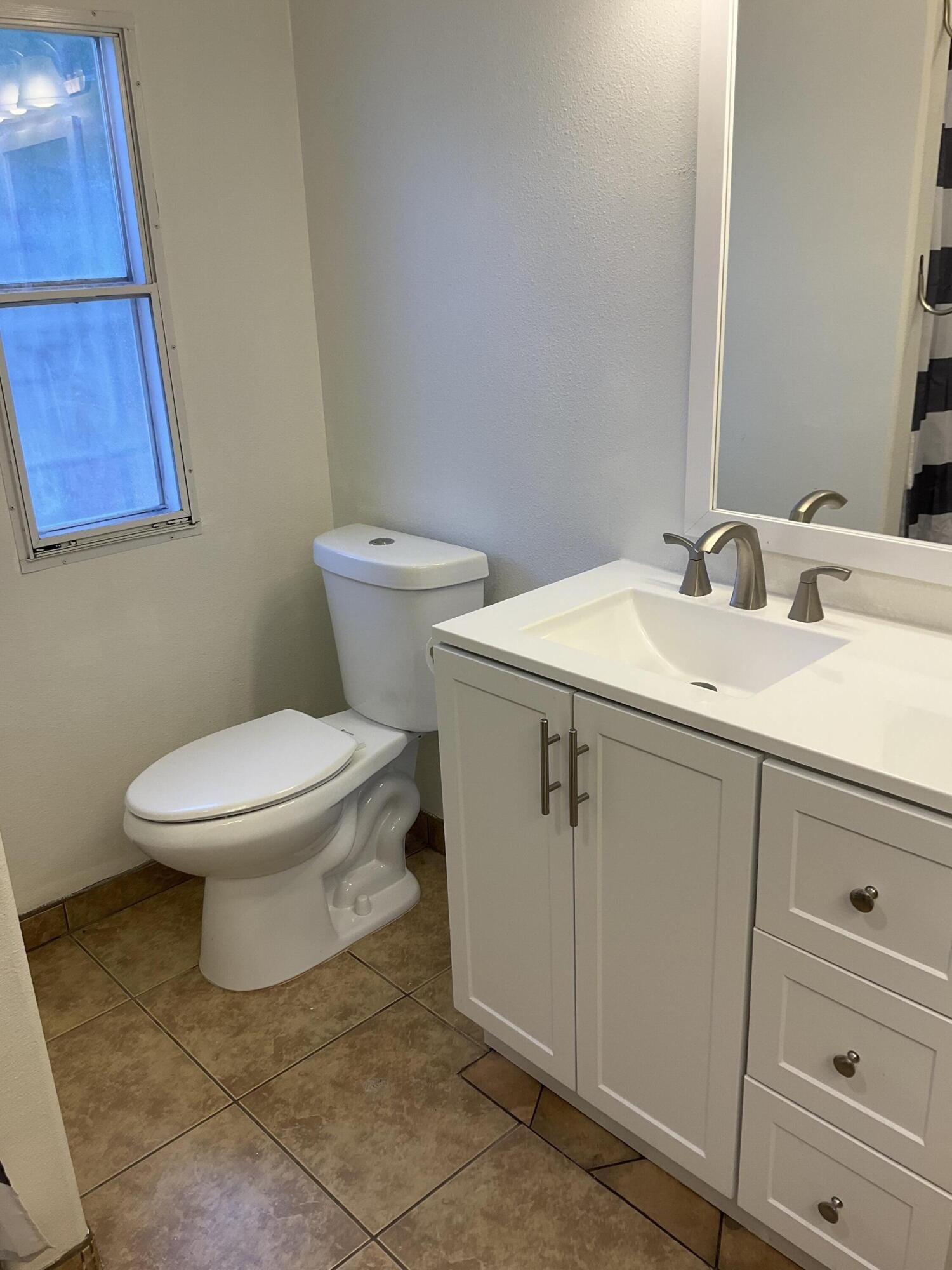 468 Swann Loop