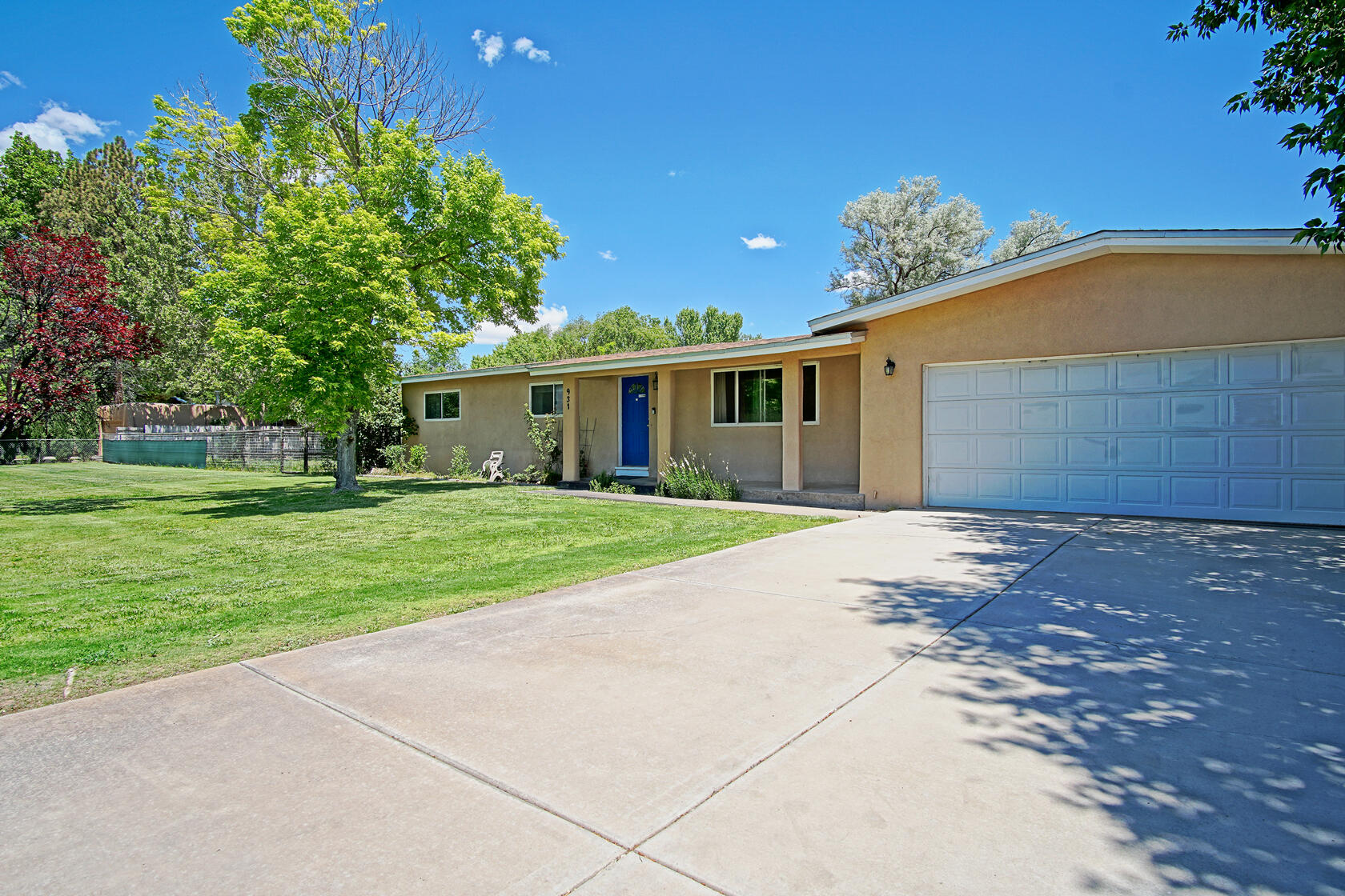 931 Western Meadows Court NW
