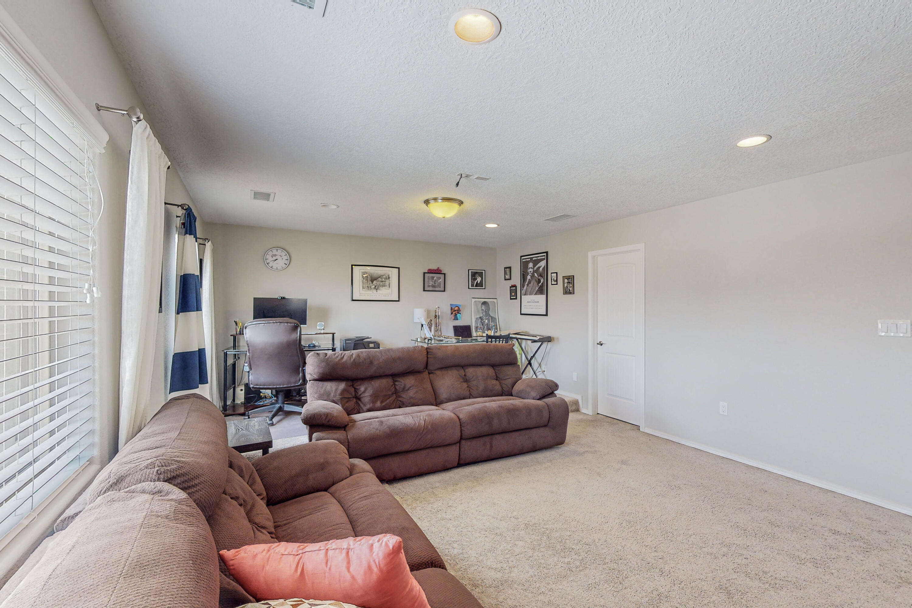 7353 Nome Drive NE