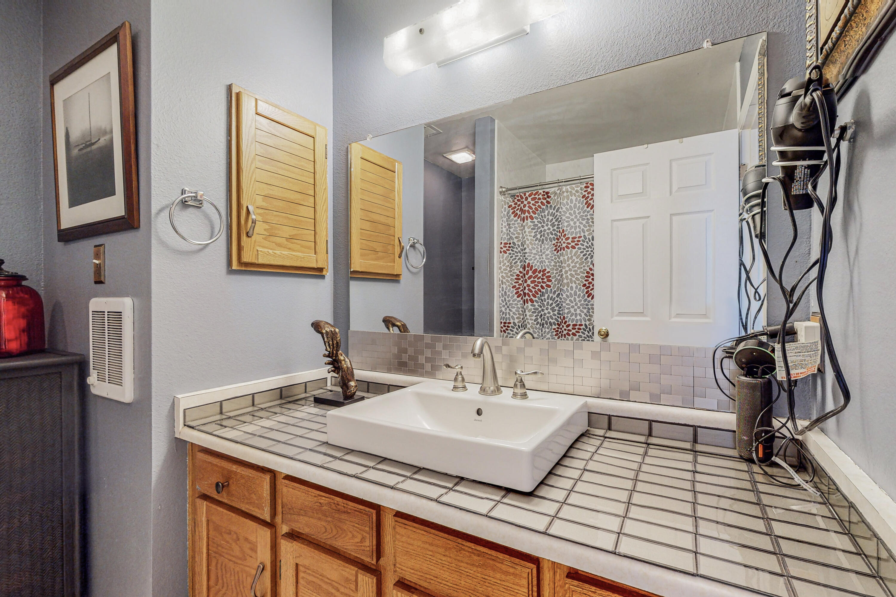 6258 Roadrunner Loop NE