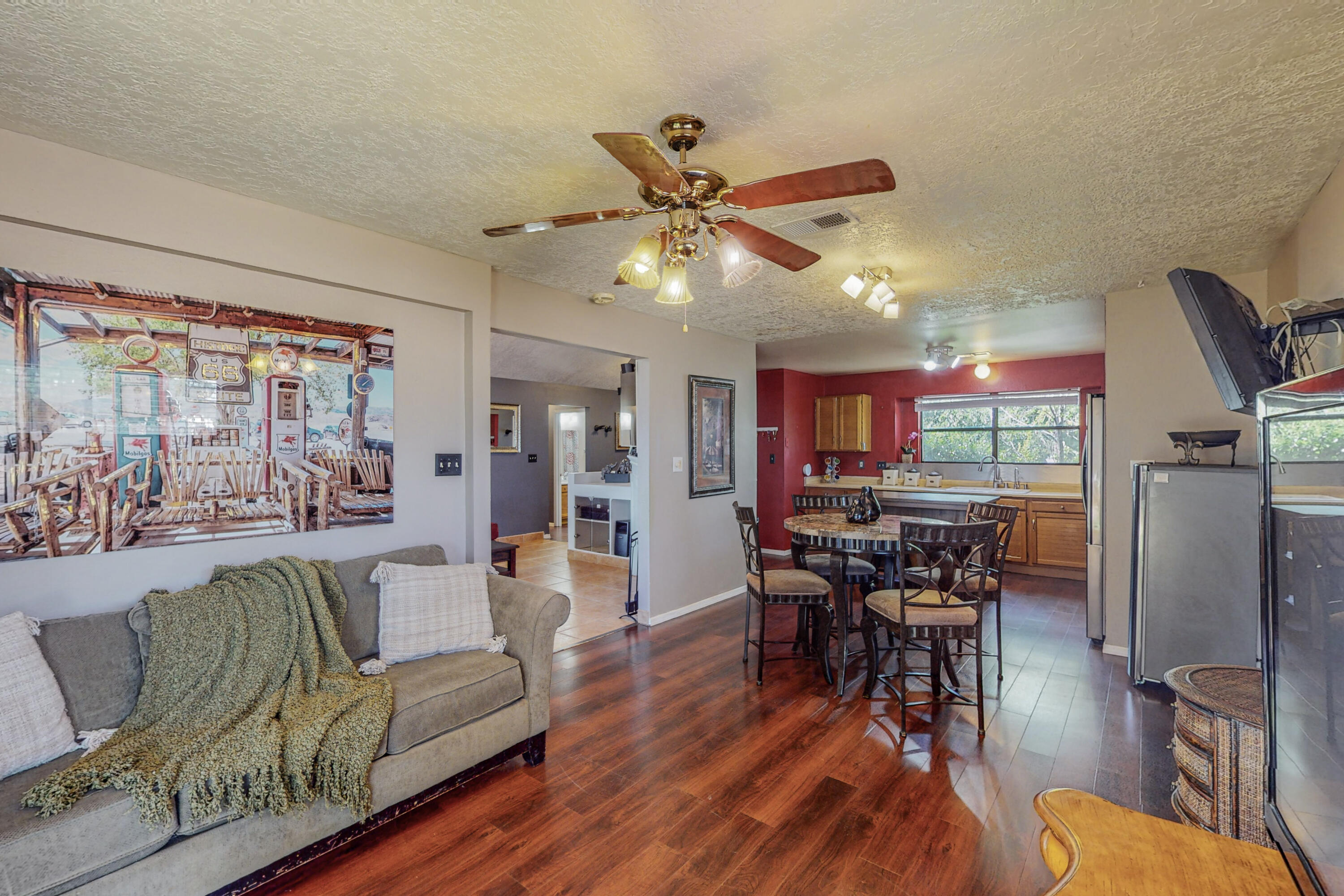 6258 Roadrunner Loop NE