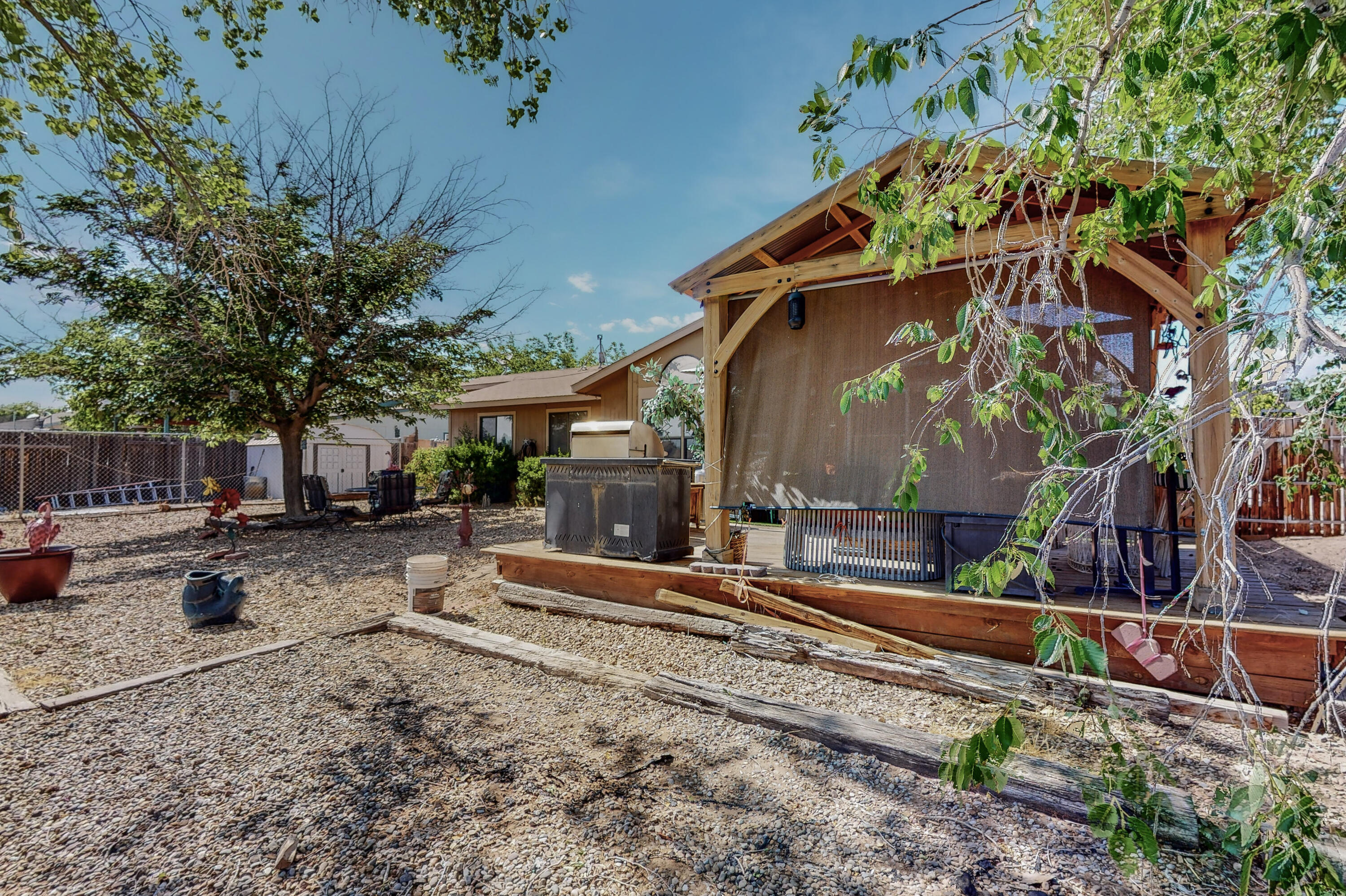 6258 Roadrunner Loop NE