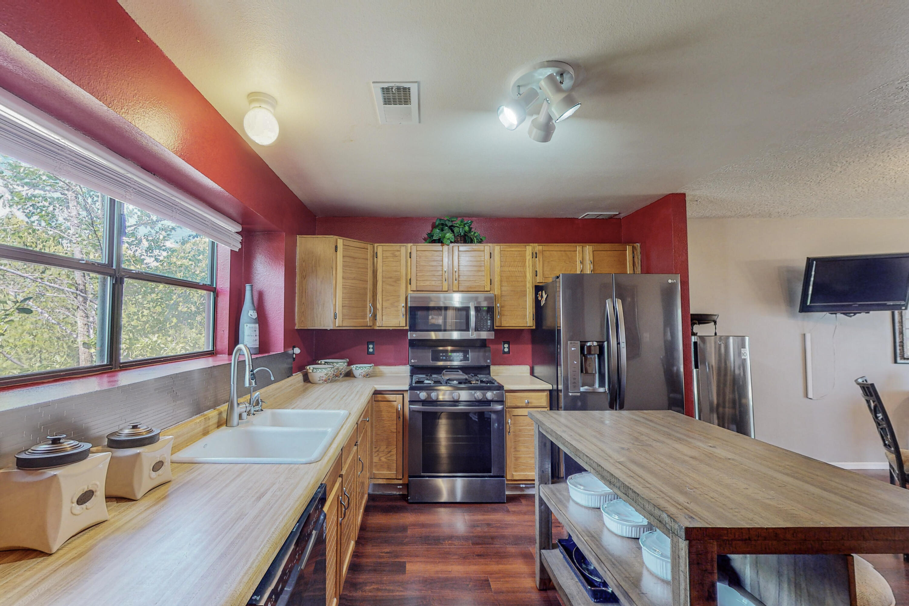 6258 Roadrunner Loop NE