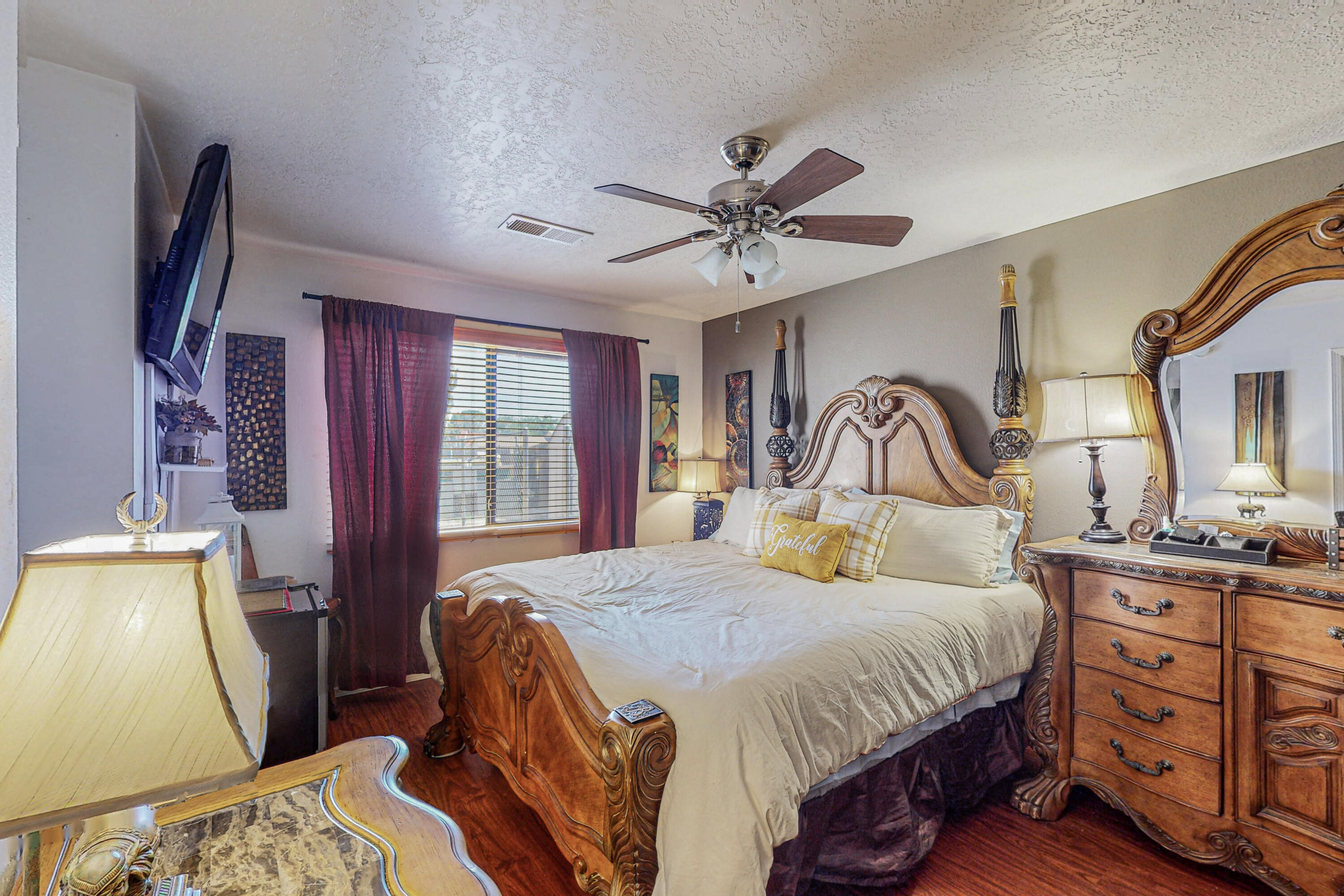 6258 Roadrunner Loop NE