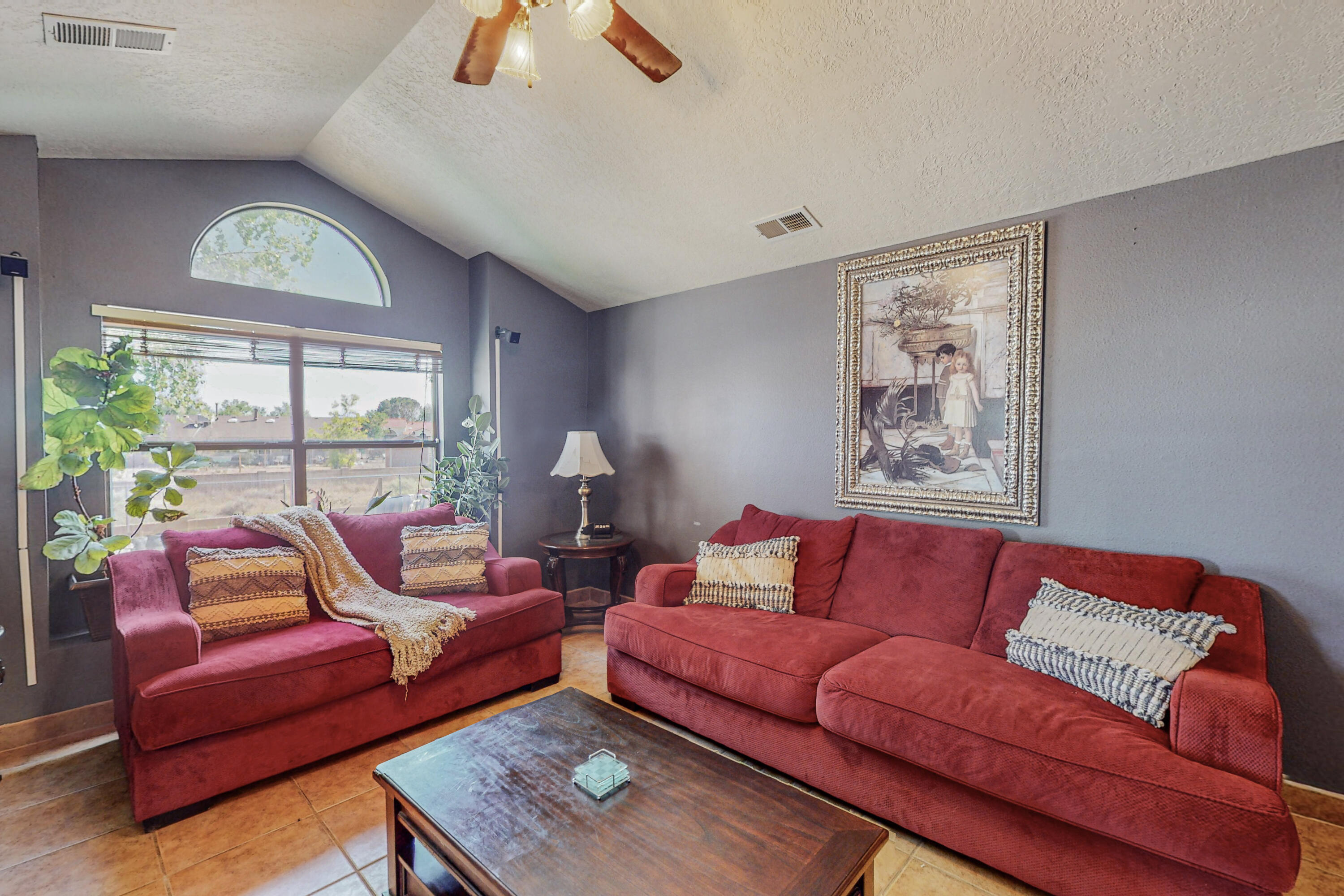 6258 Roadrunner Loop NE