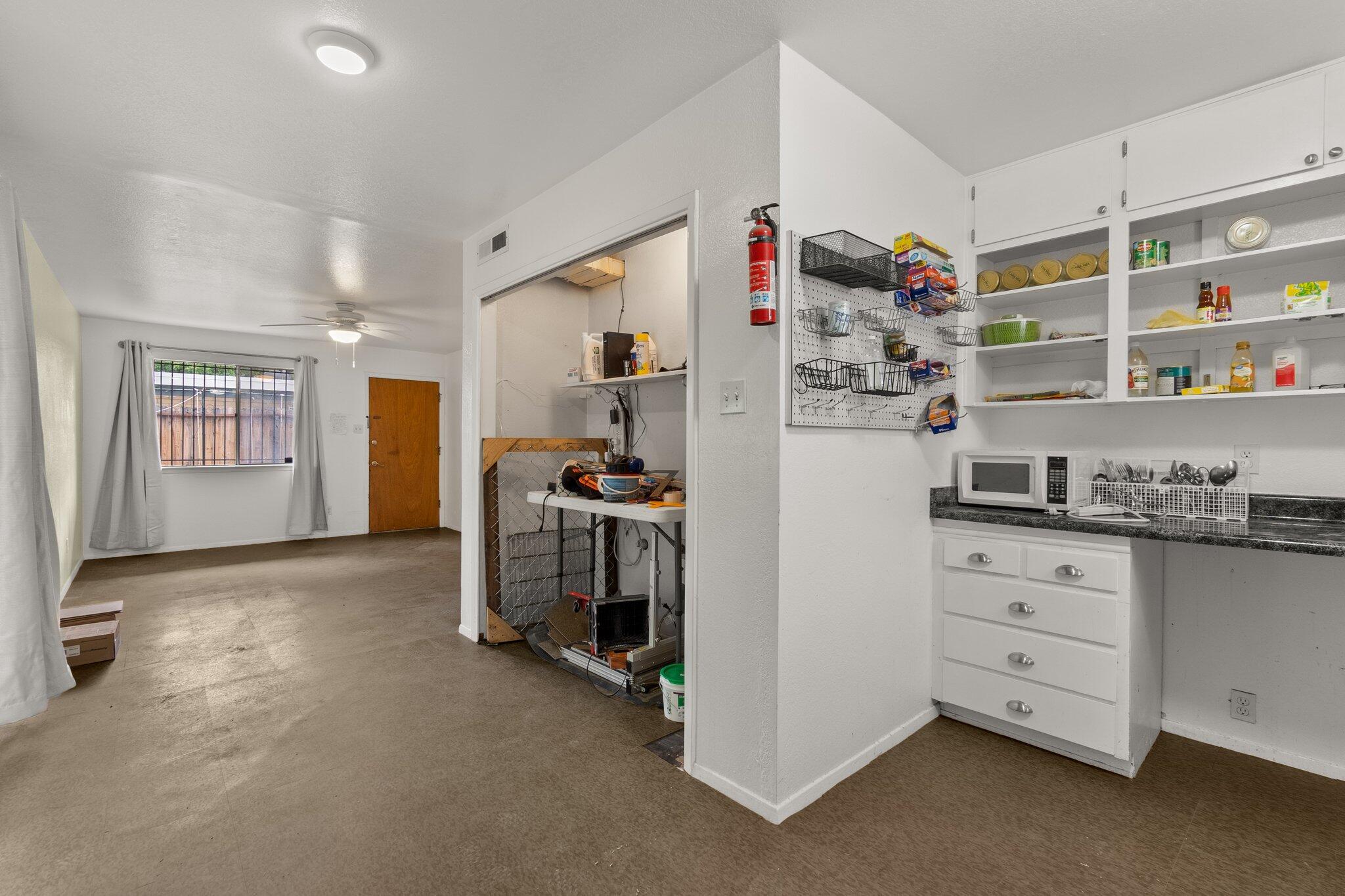 816 Ortiz Drive SE
