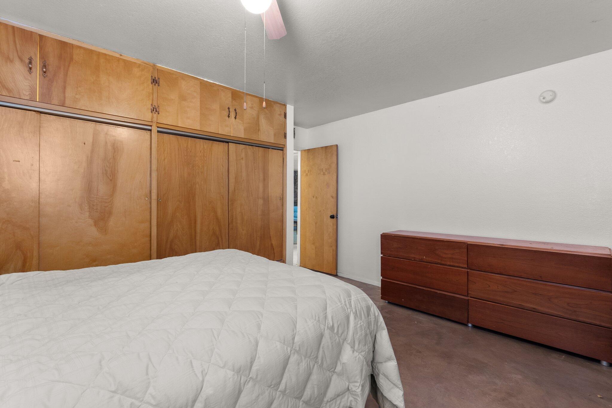 816 Ortiz Drive SE