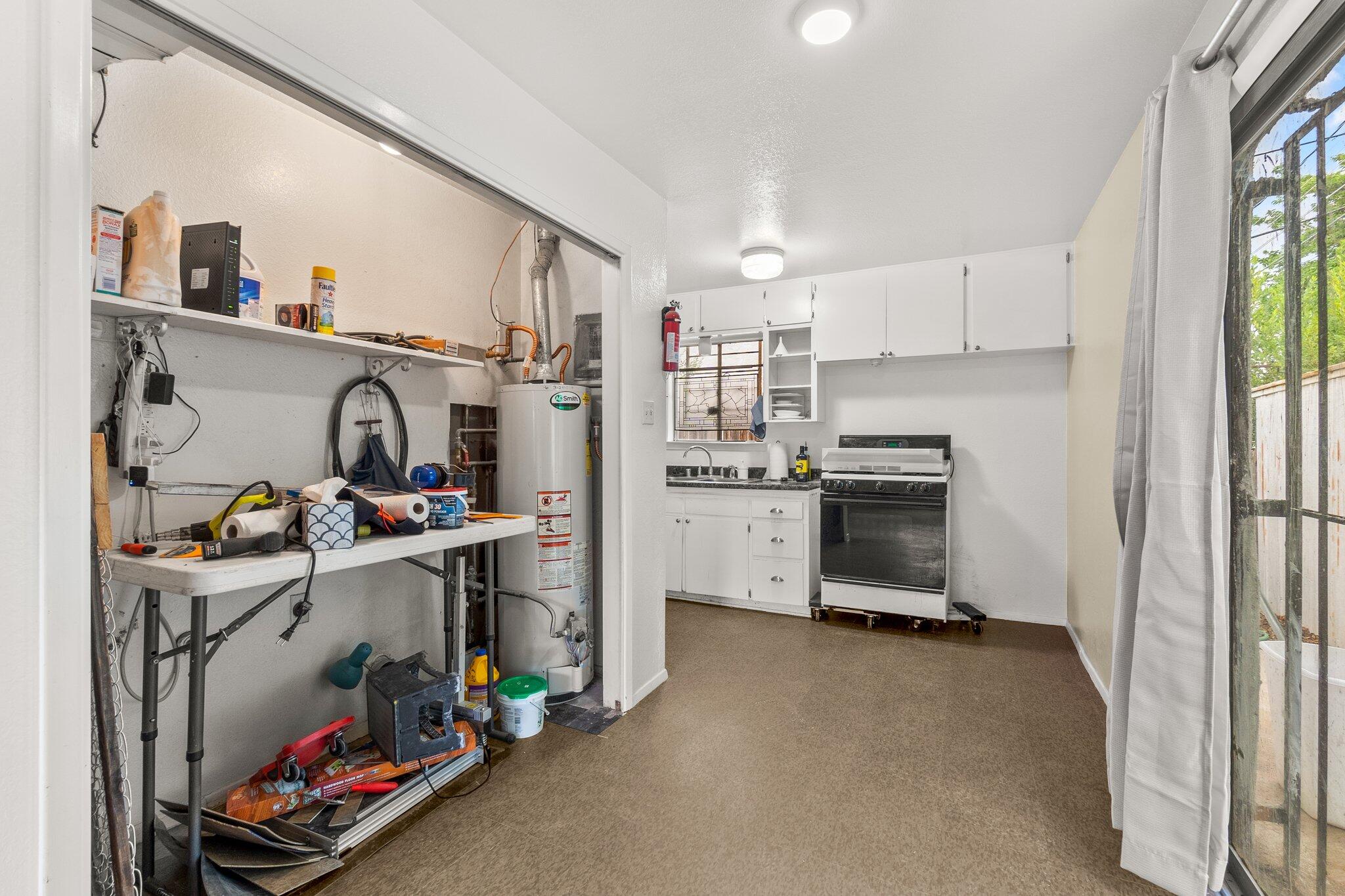 816 Ortiz Drive SE