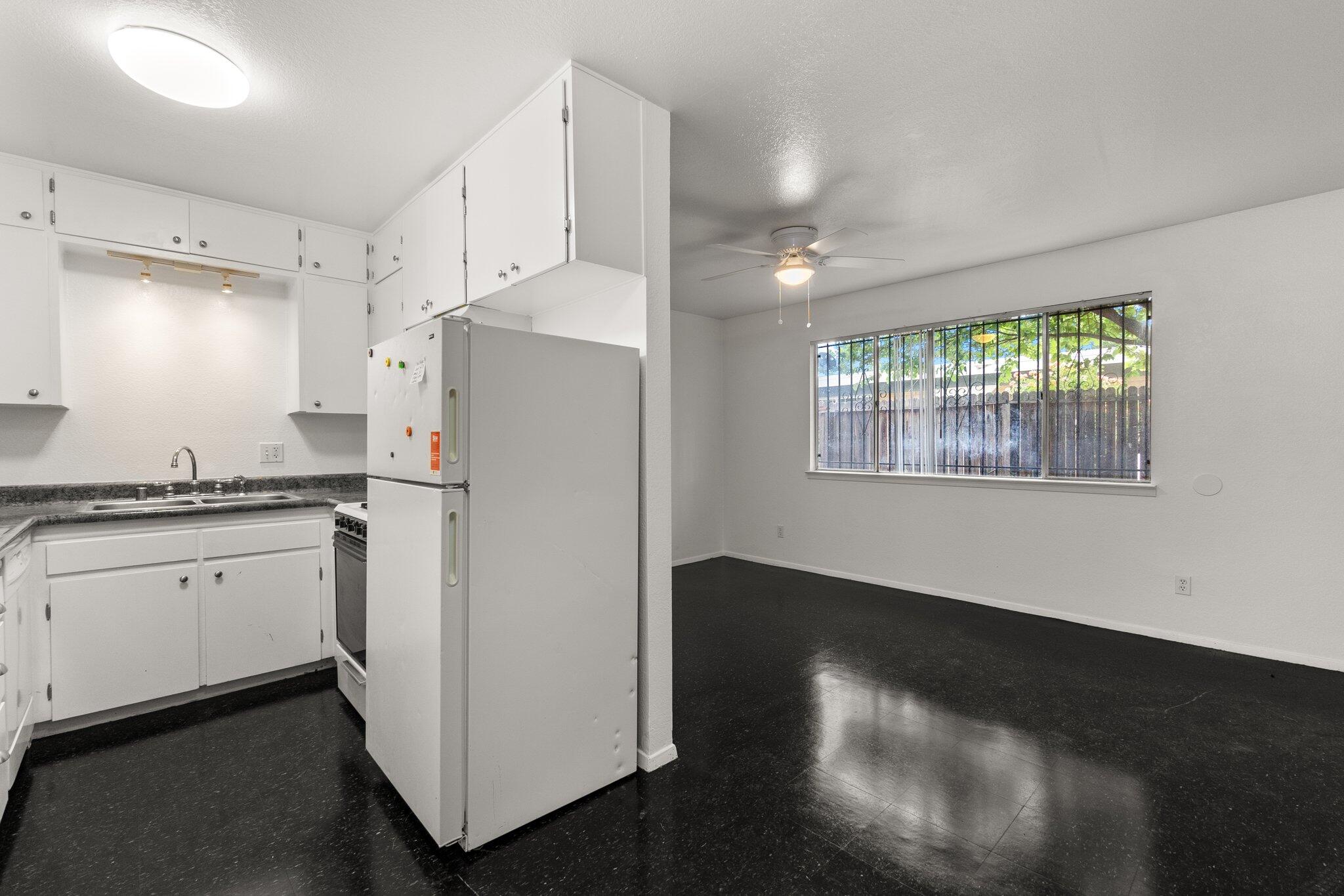 816 Ortiz Drive SE