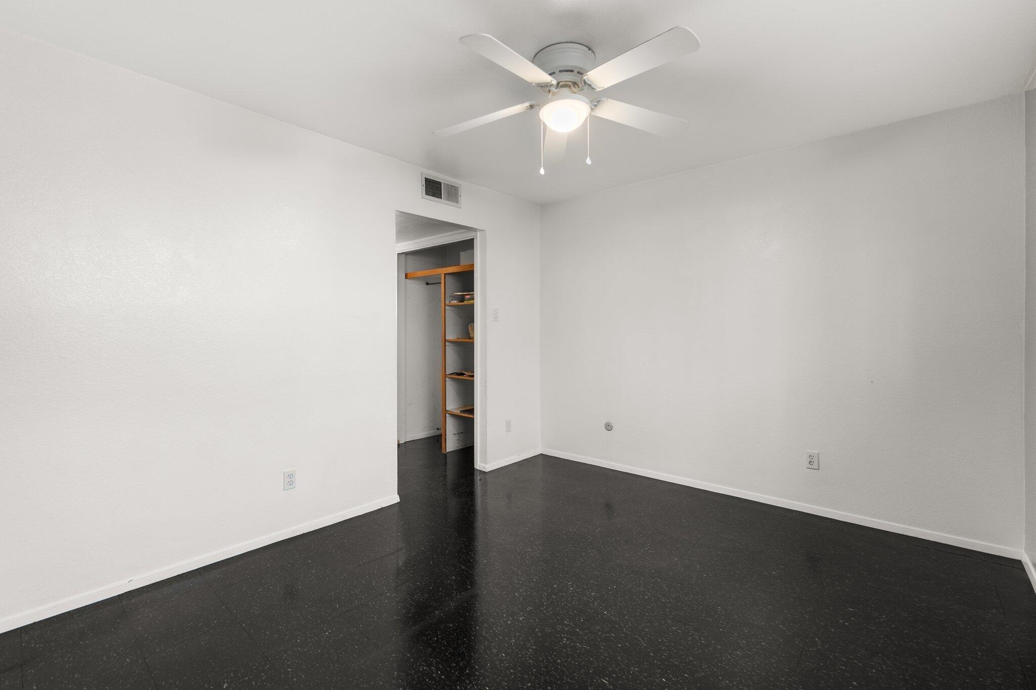 816 Ortiz Drive SE