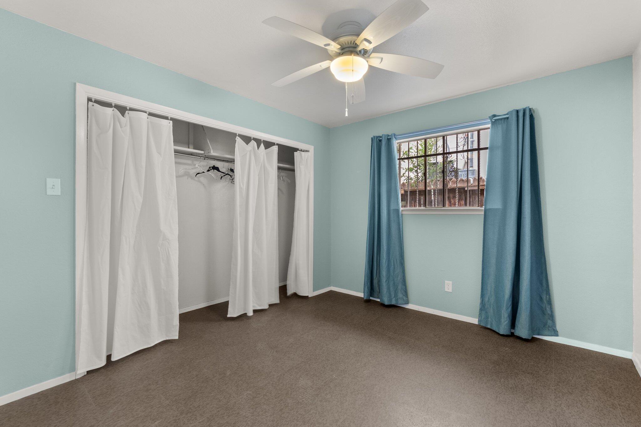 816 Ortiz Drive SE