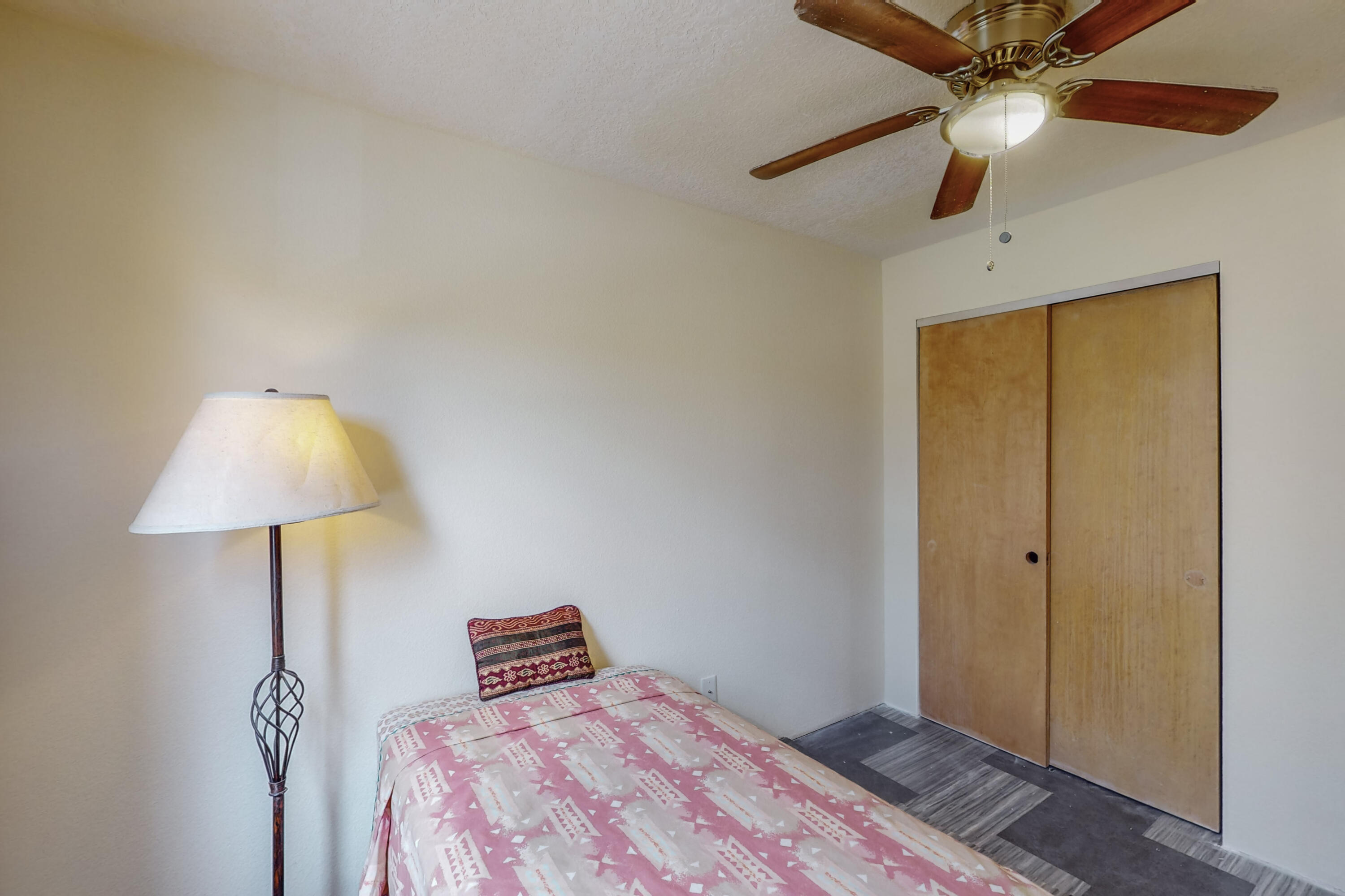 8012 Petroglyph Avenue NW