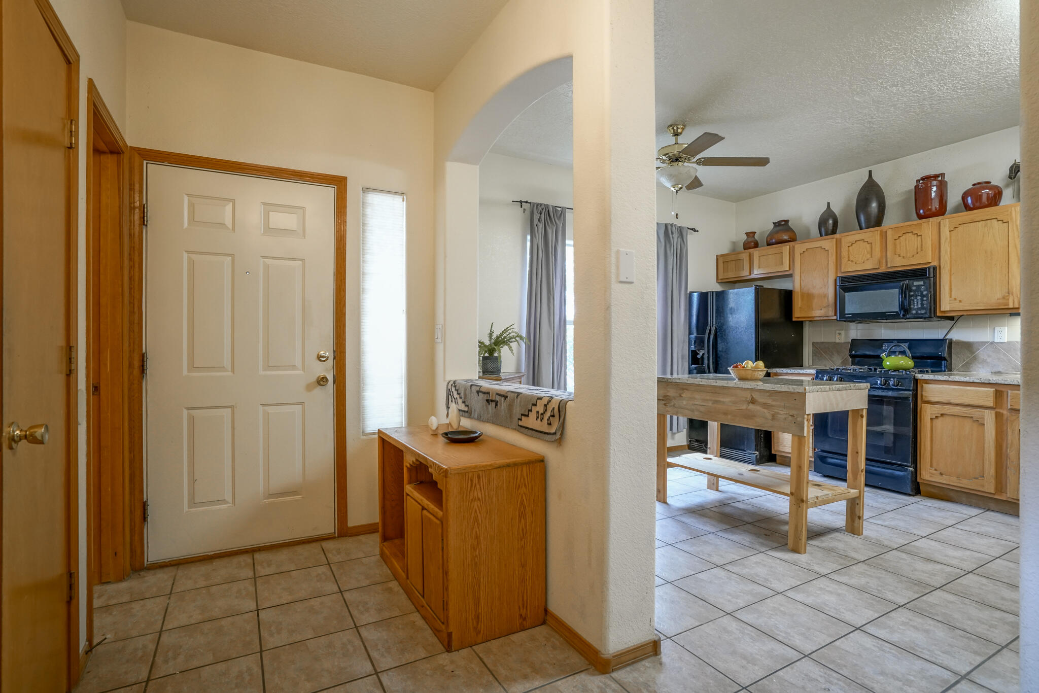 8012 Petroglyph Avenue NW